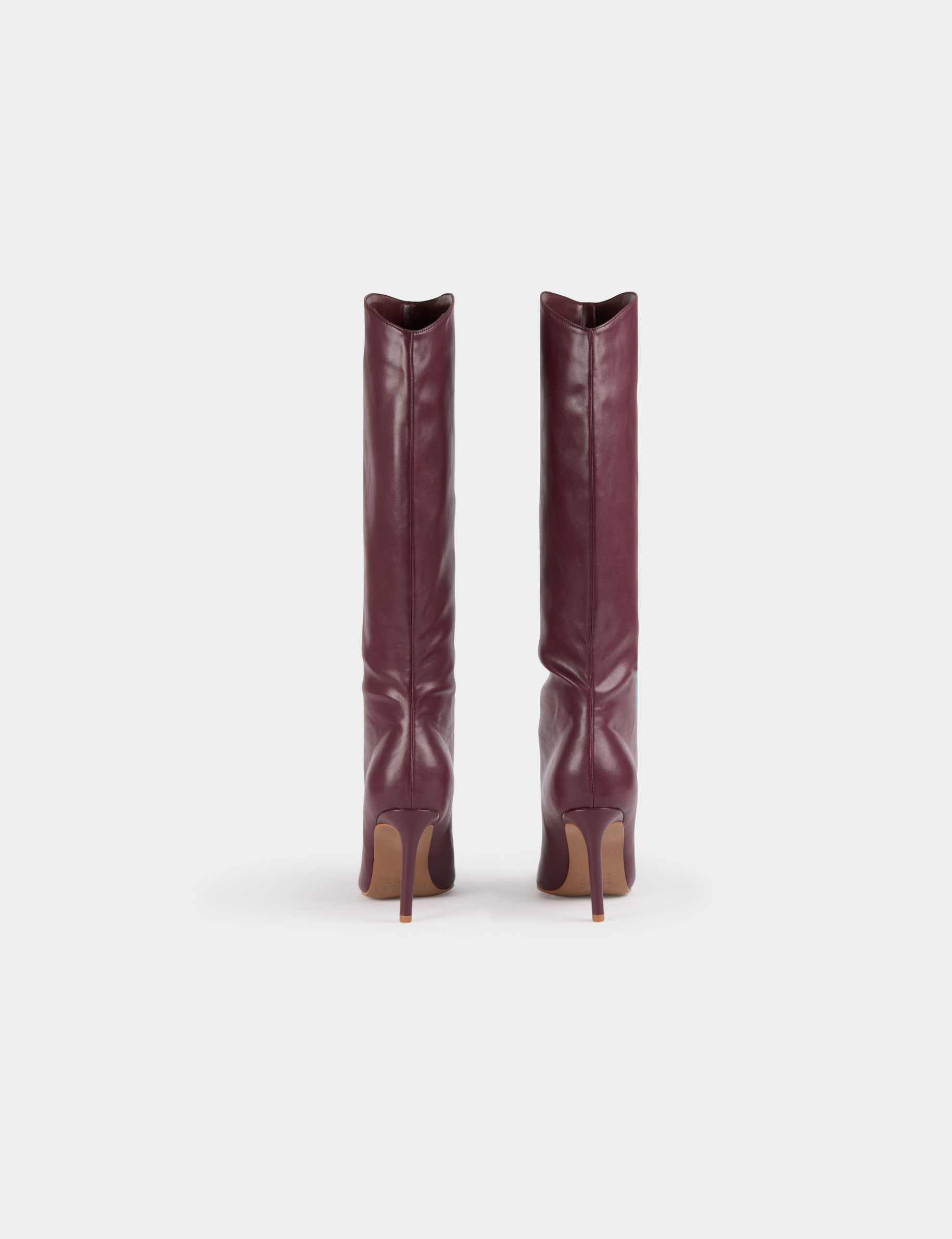 bottes hautes a talons aiguilles en cuir prune femme Bottes hautes à talons aiguilles en cuir prune femme