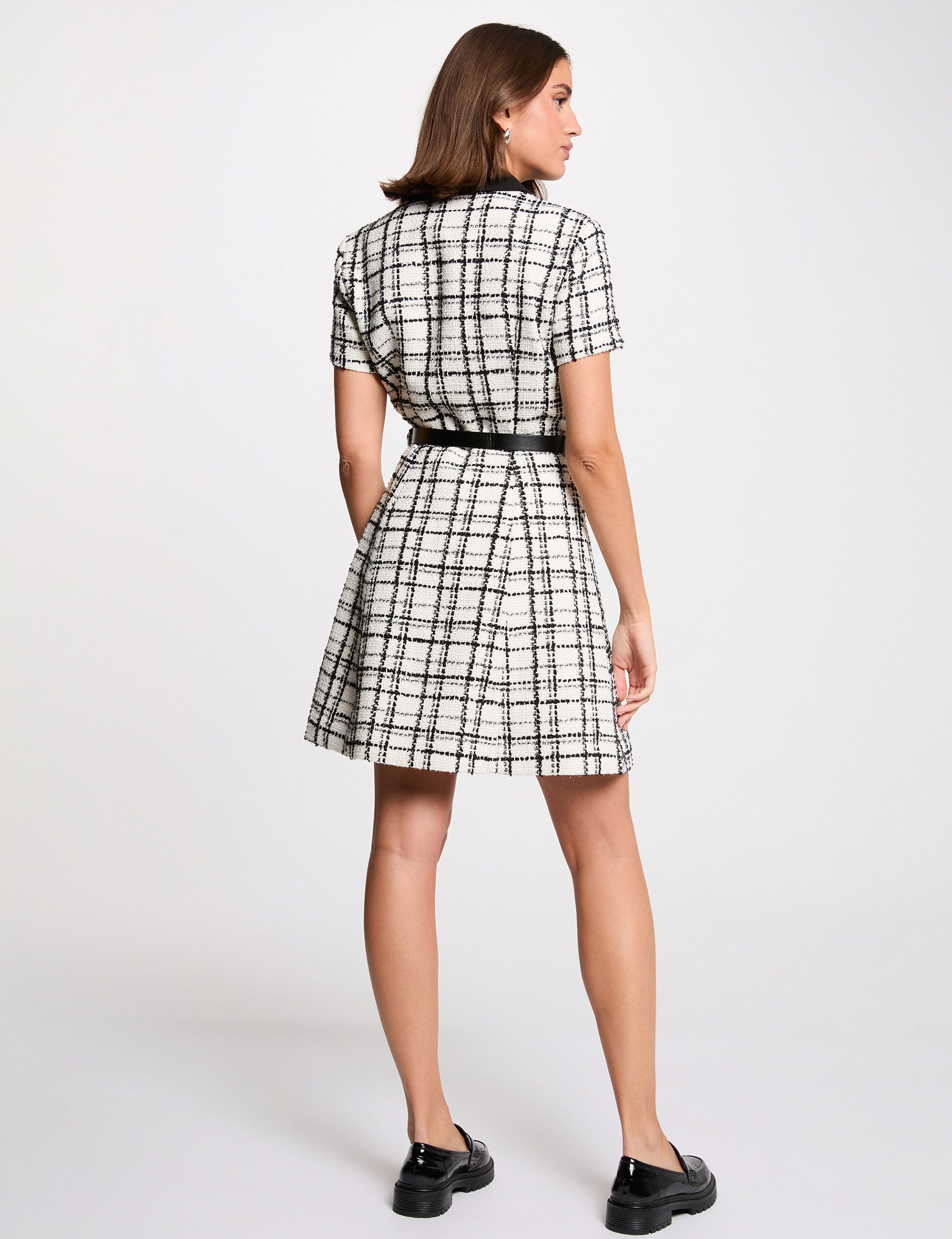 Korte, uitlopende jurk meerkleurig vrouw