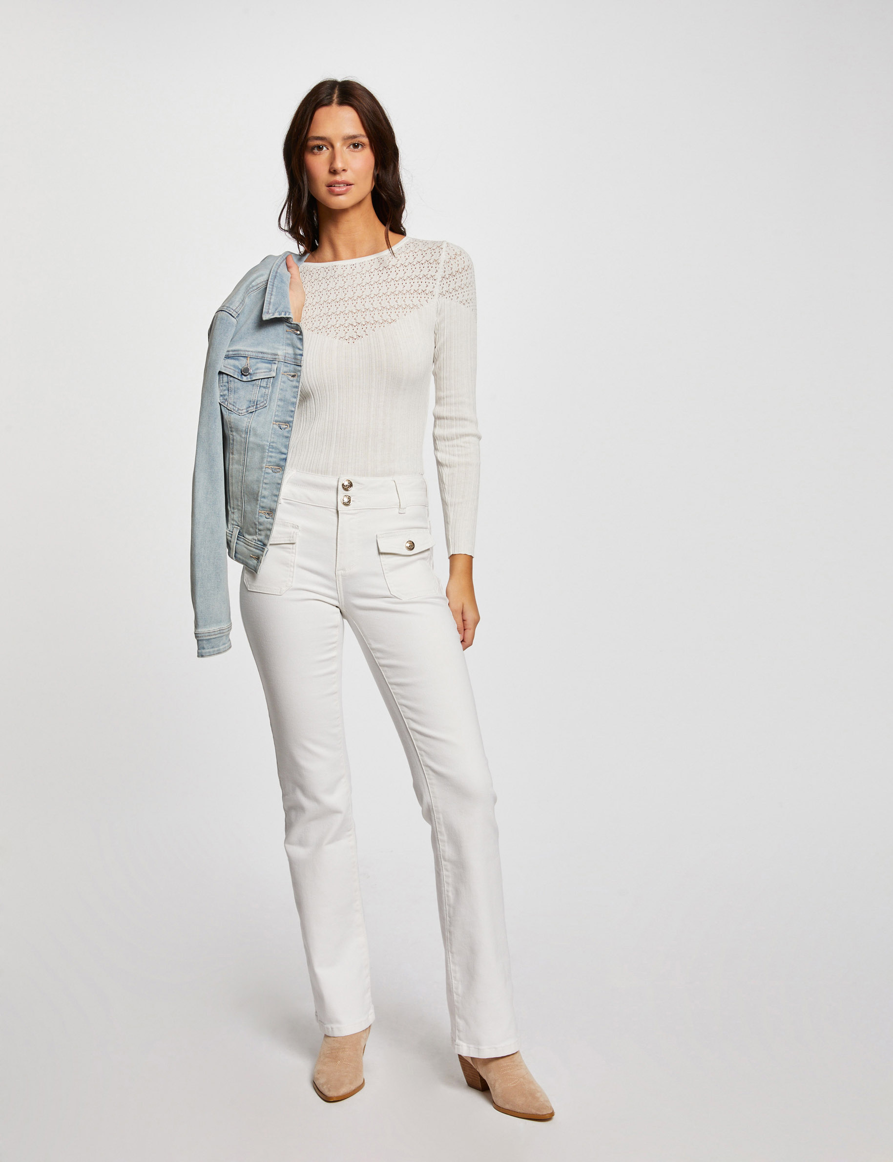 bootcut jeans met klepzakken ivoor vrouw Bootcut jeans met klepzakken ivoor vrouw