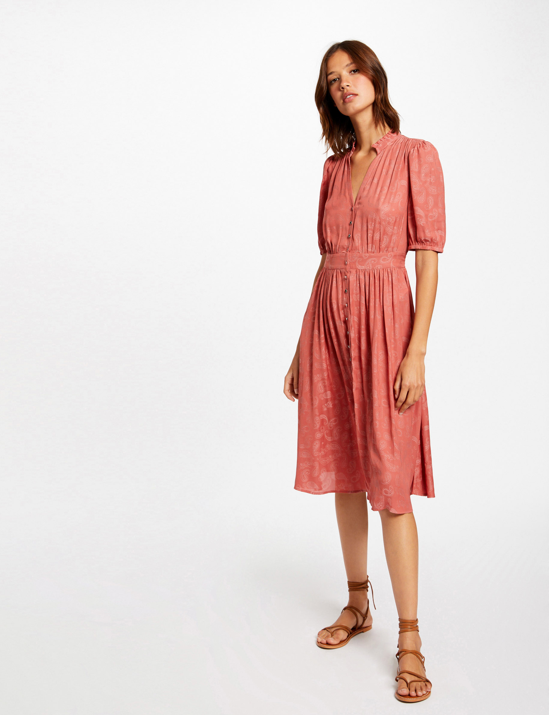 rechte jurk met paisley print roest vrouw Rechte jurk met paisley print roest vrouw