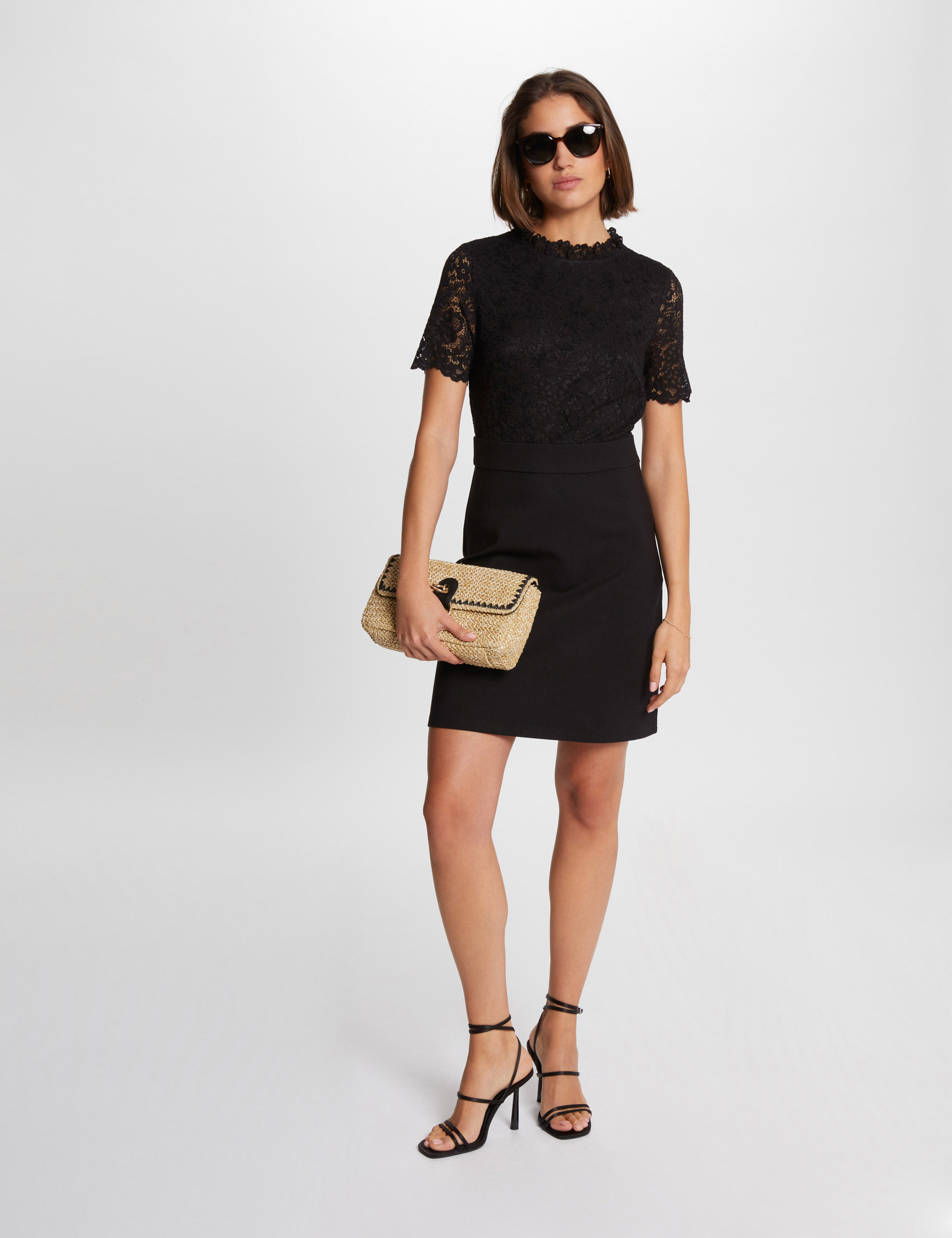 robe courte ajustee dentelle noir femme Robe courte ajustée dentelle noir femme