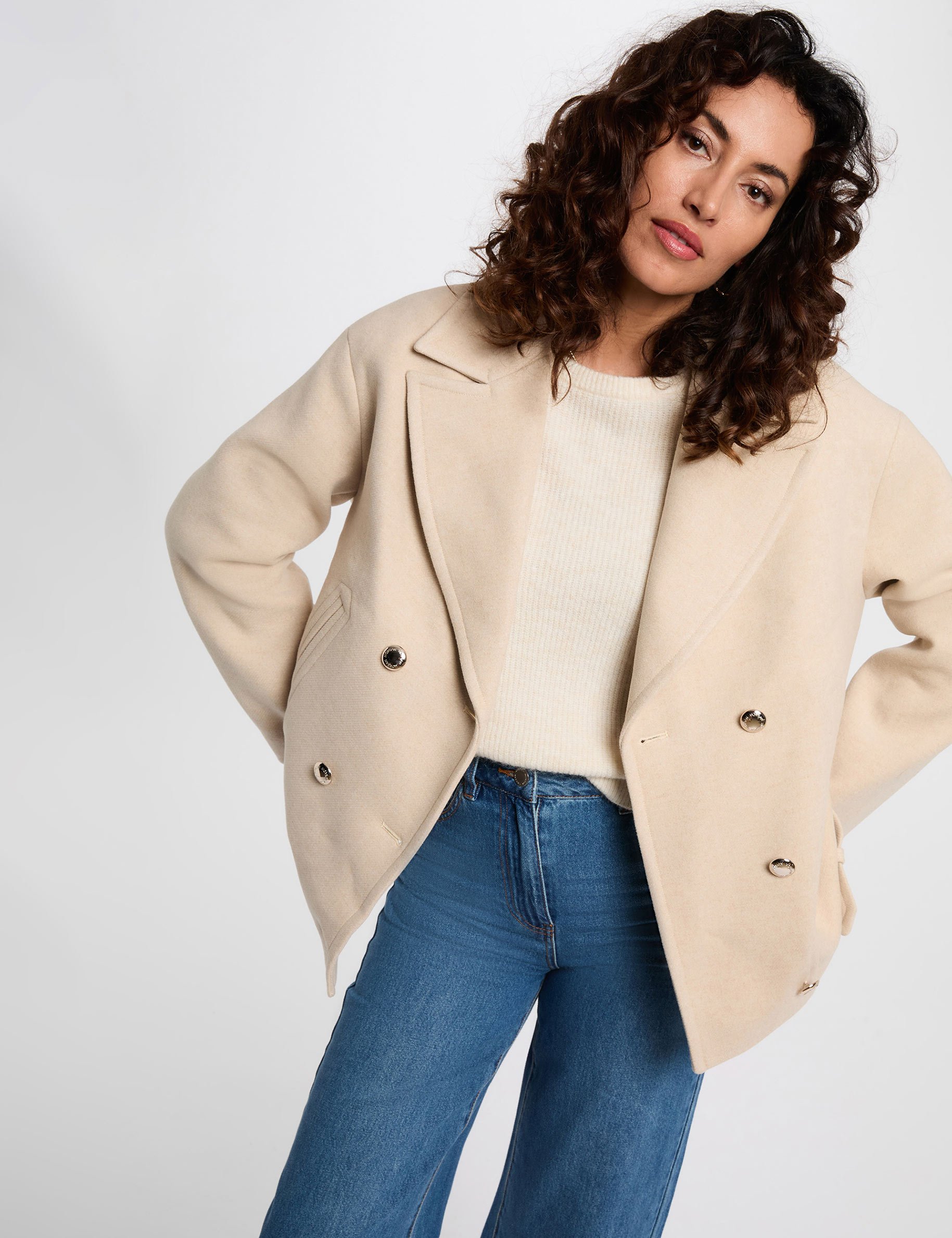 Manteau court bouclette beige femme