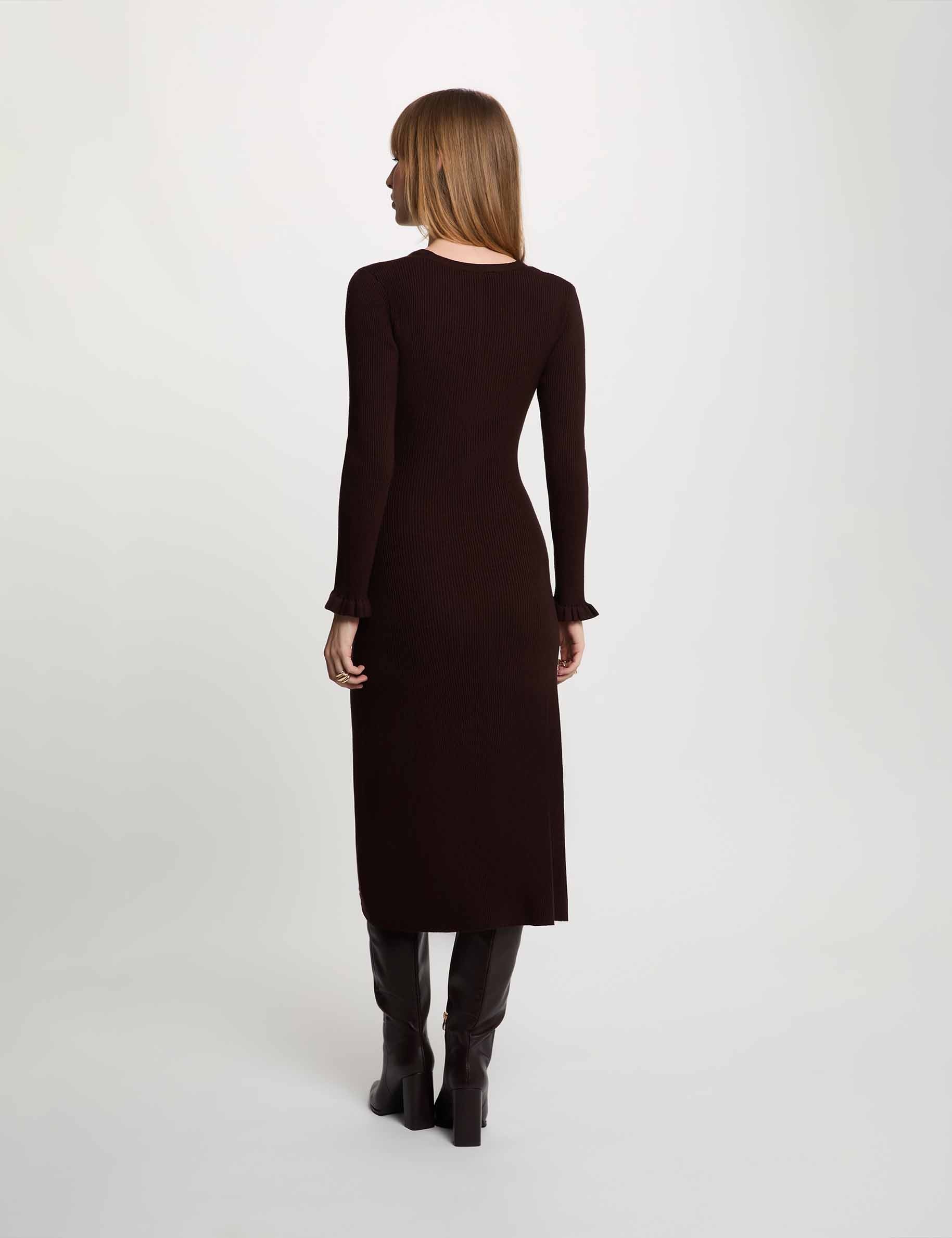 Robe tricot longue col v marron fonc&eacute; femme
