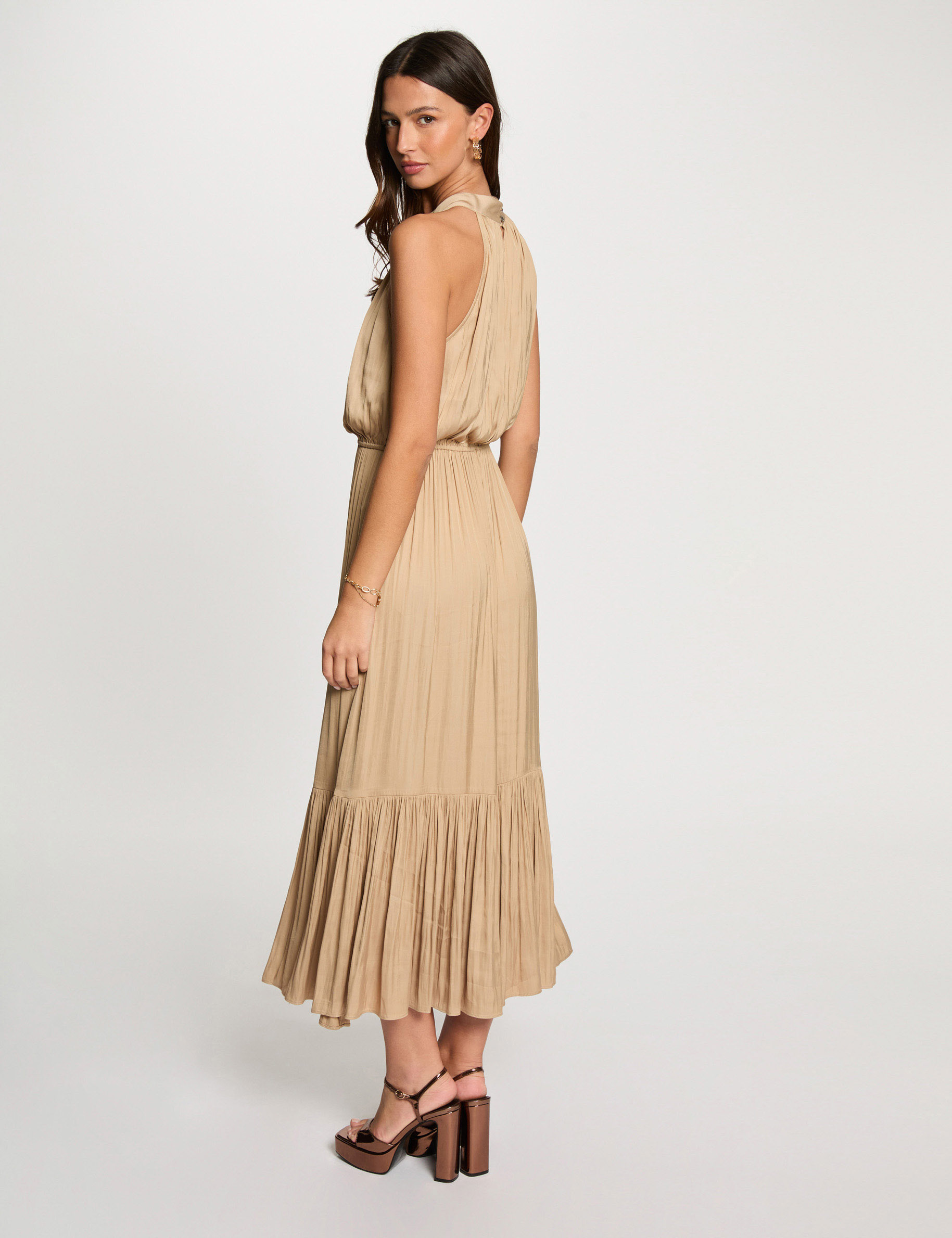 Lange jurk met opstaande kraag beige vrouw