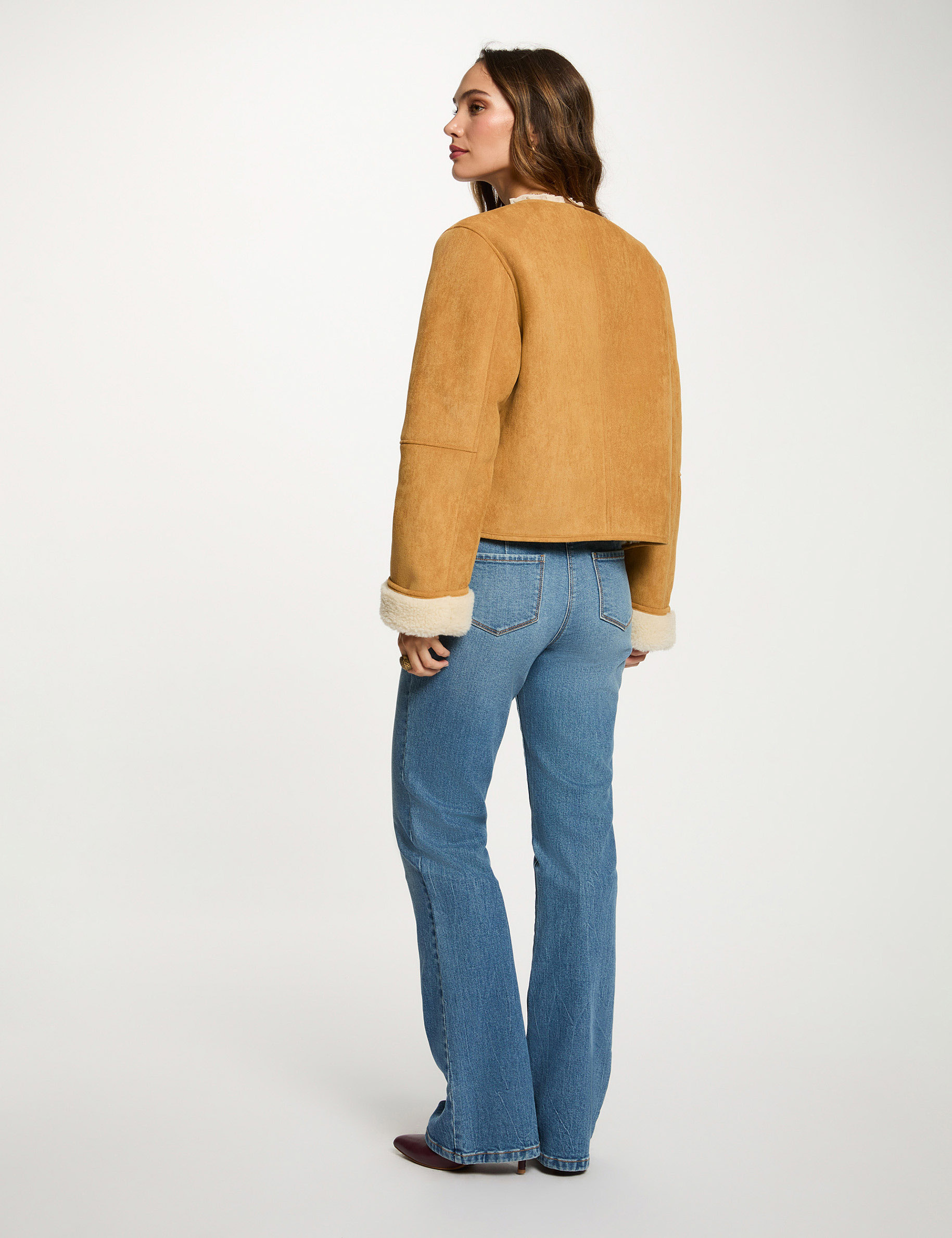 Veste courte fausse fourrure camel femme