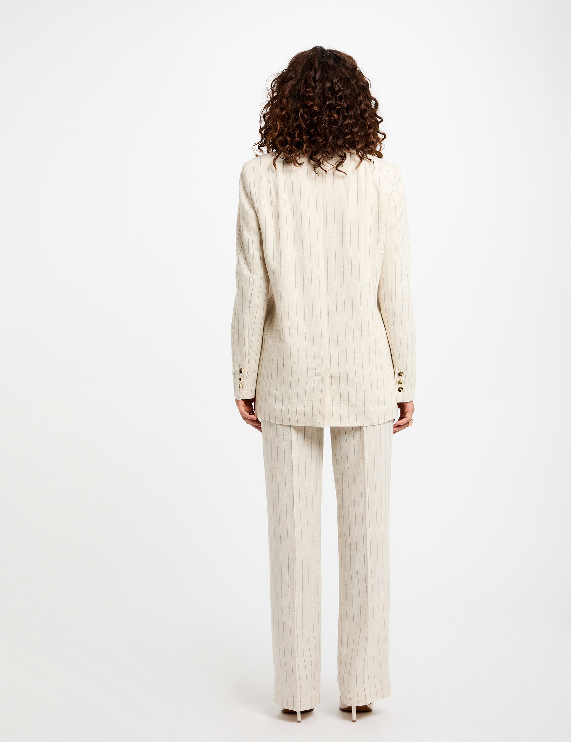 gestreepte blazer beige vrouw Gestreepte blazer beige vrouw
