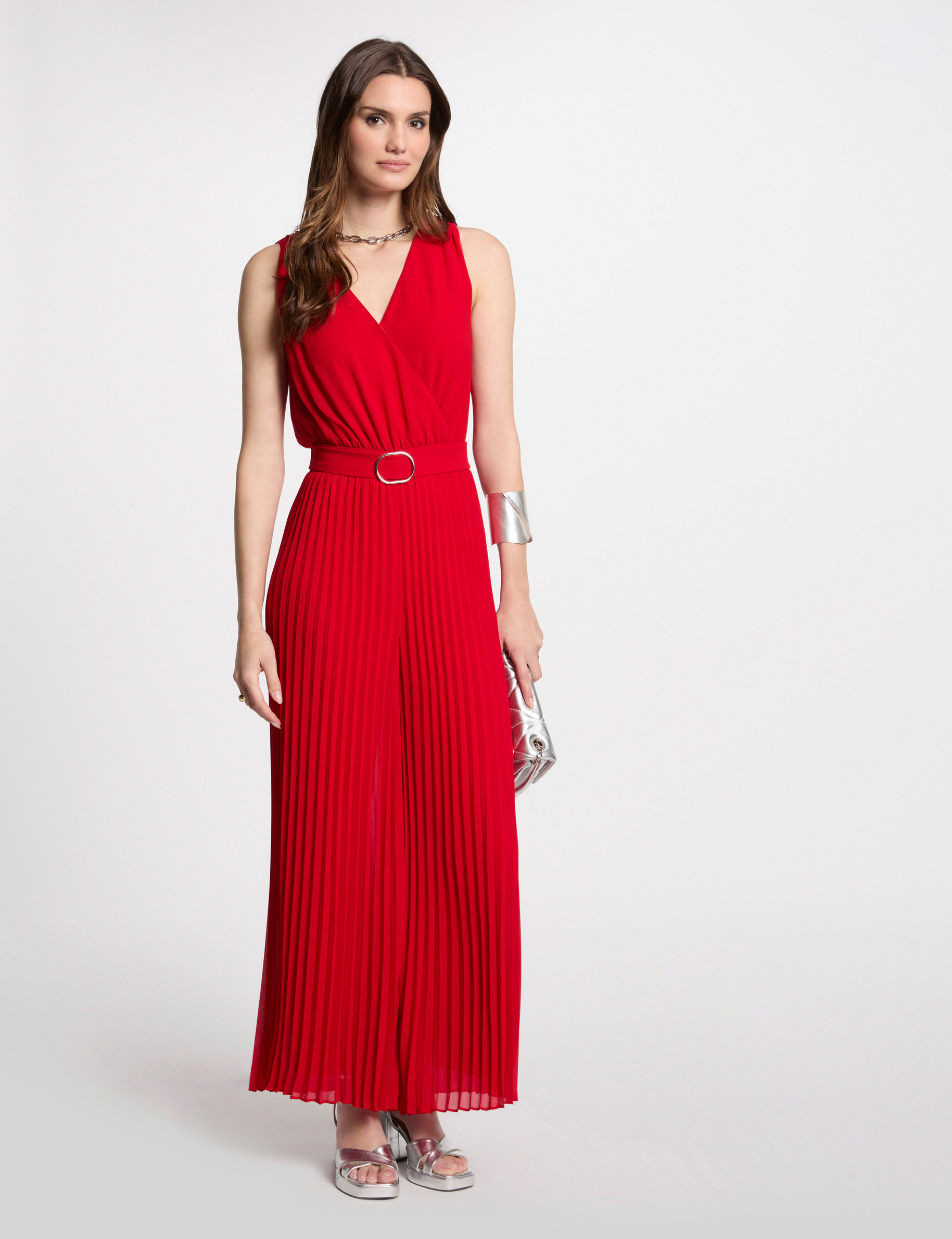 combinaison ample a jambes plissees rouge femme Combinaison ample à jambes plissées rouge femme