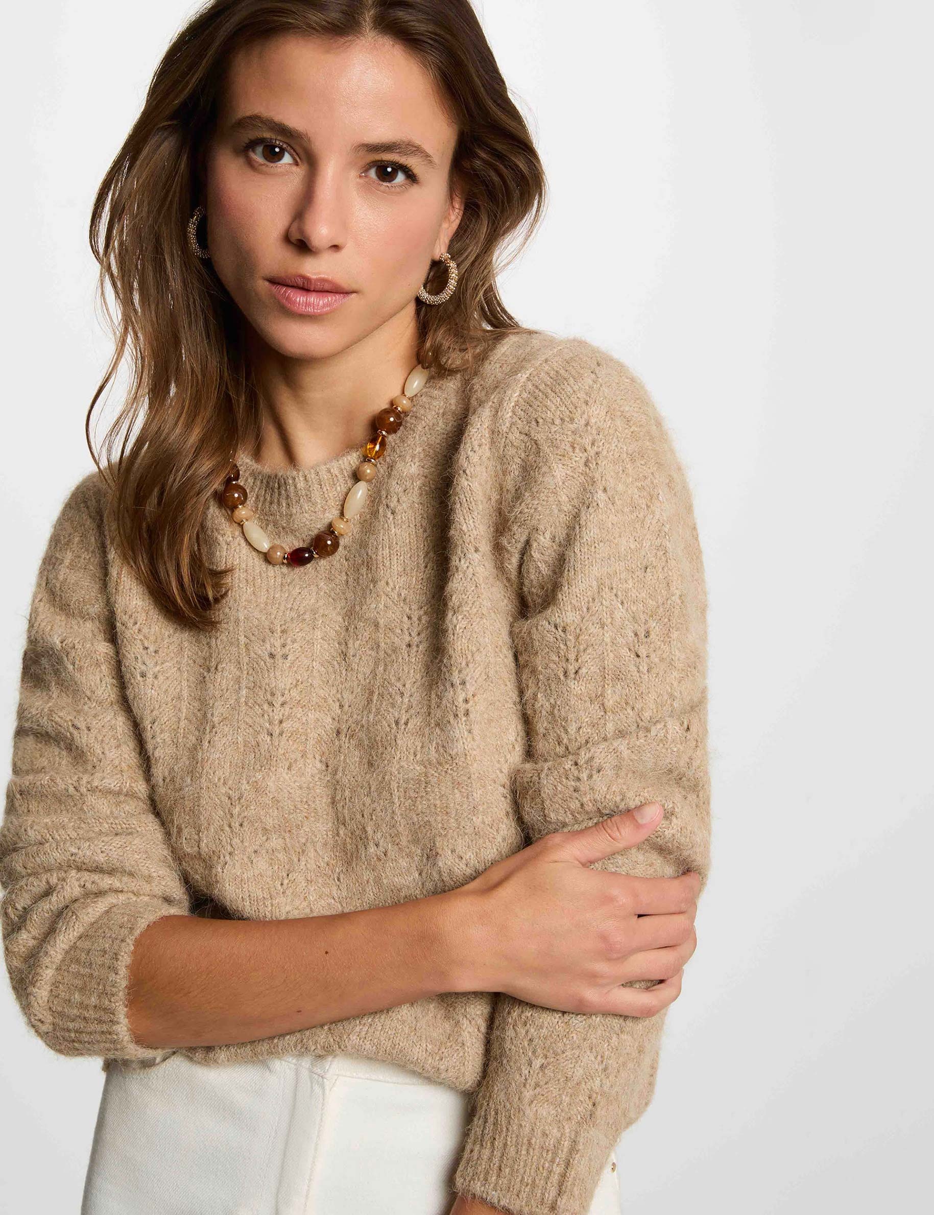 Pull ajour&eacute; col rond beige femme