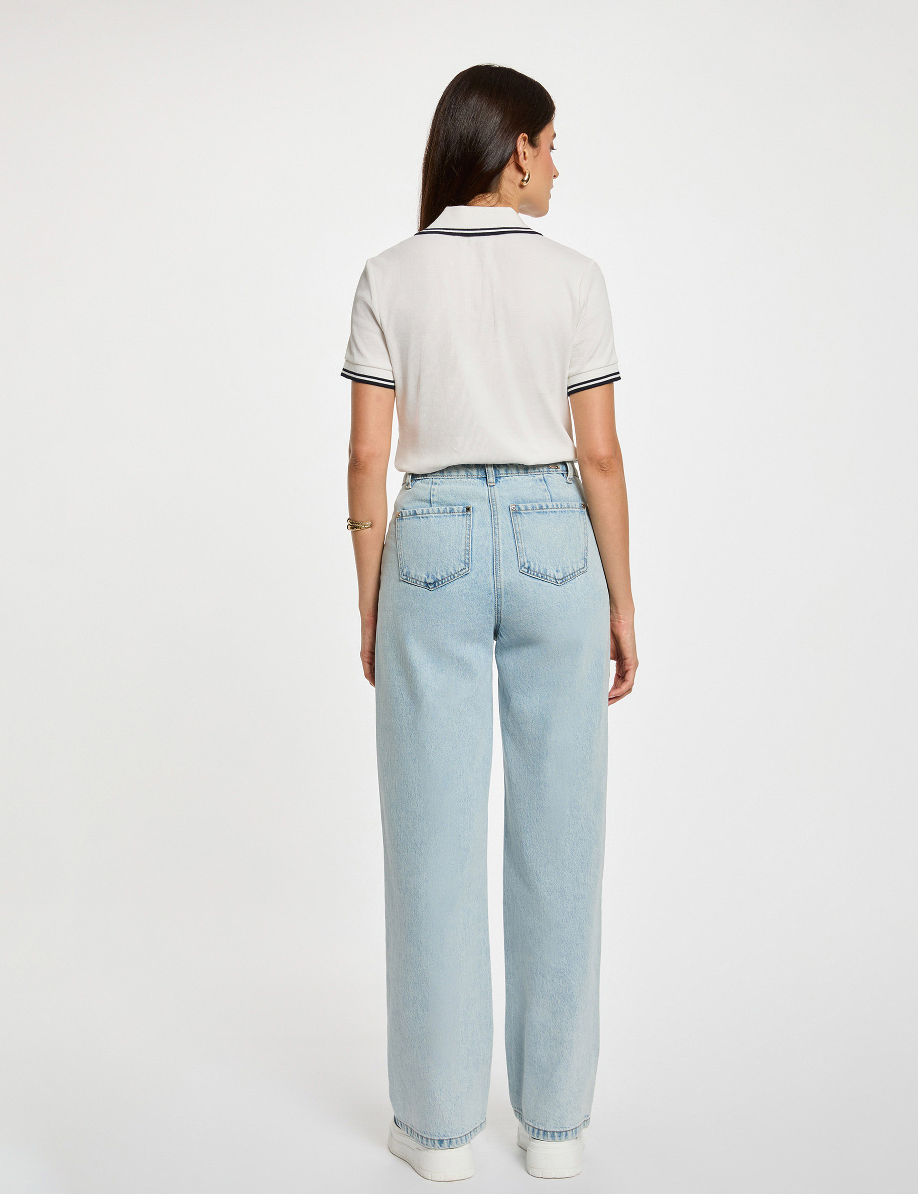 getailleerd poloshirt helder wit vrouw Getailleerd poloshirt helder wit vrouw