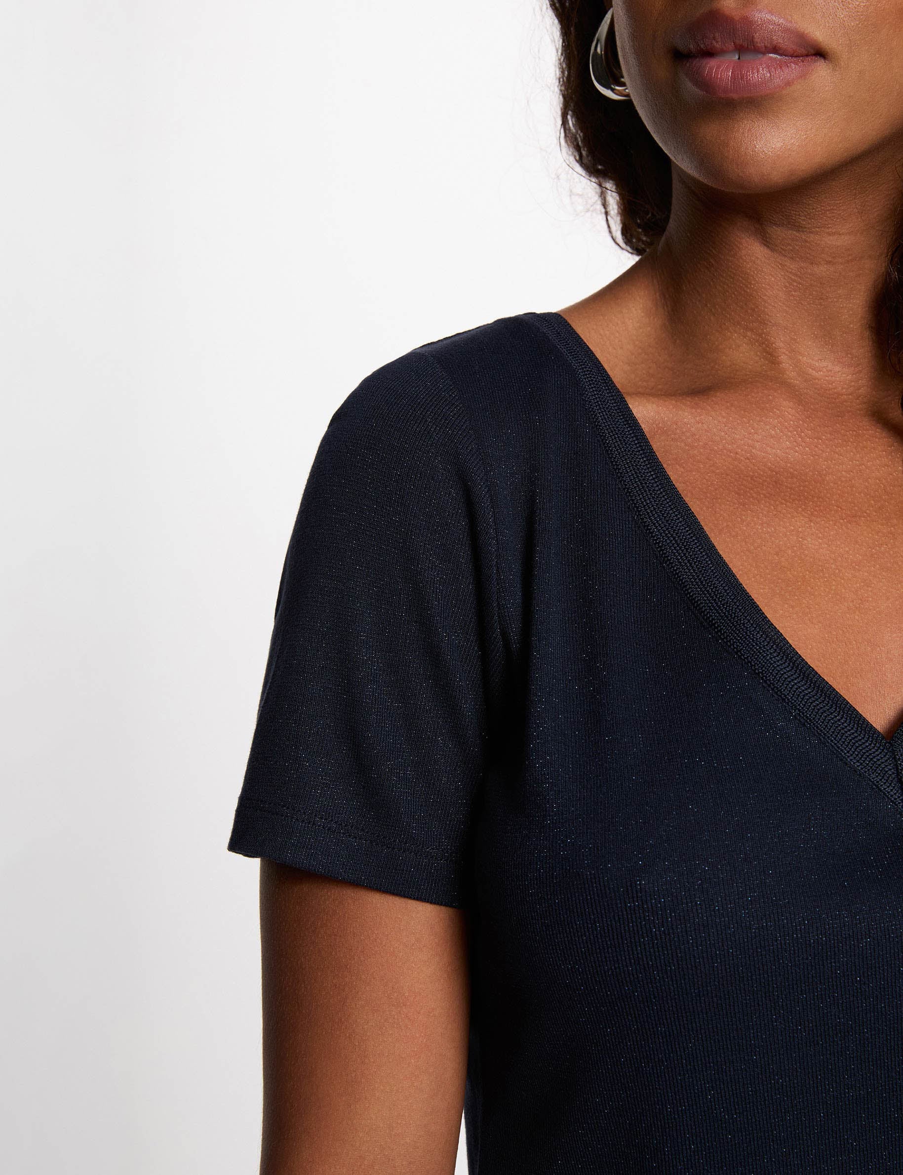 Getailleerd V-hals T-shirt marineblauw vrouw