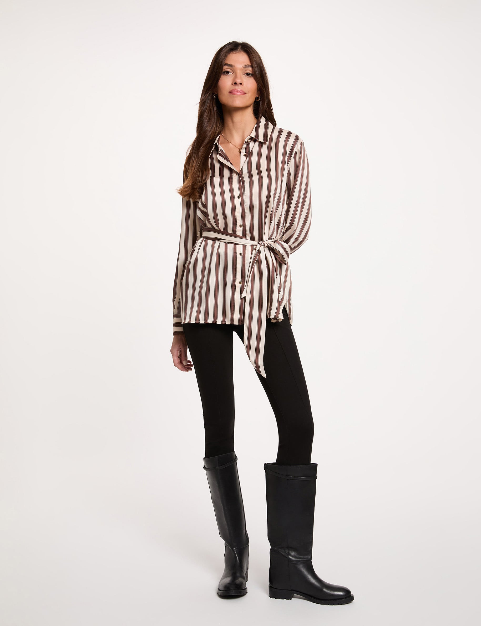Chemise ray&eacute;e ceintur&eacute;e multicolore femme