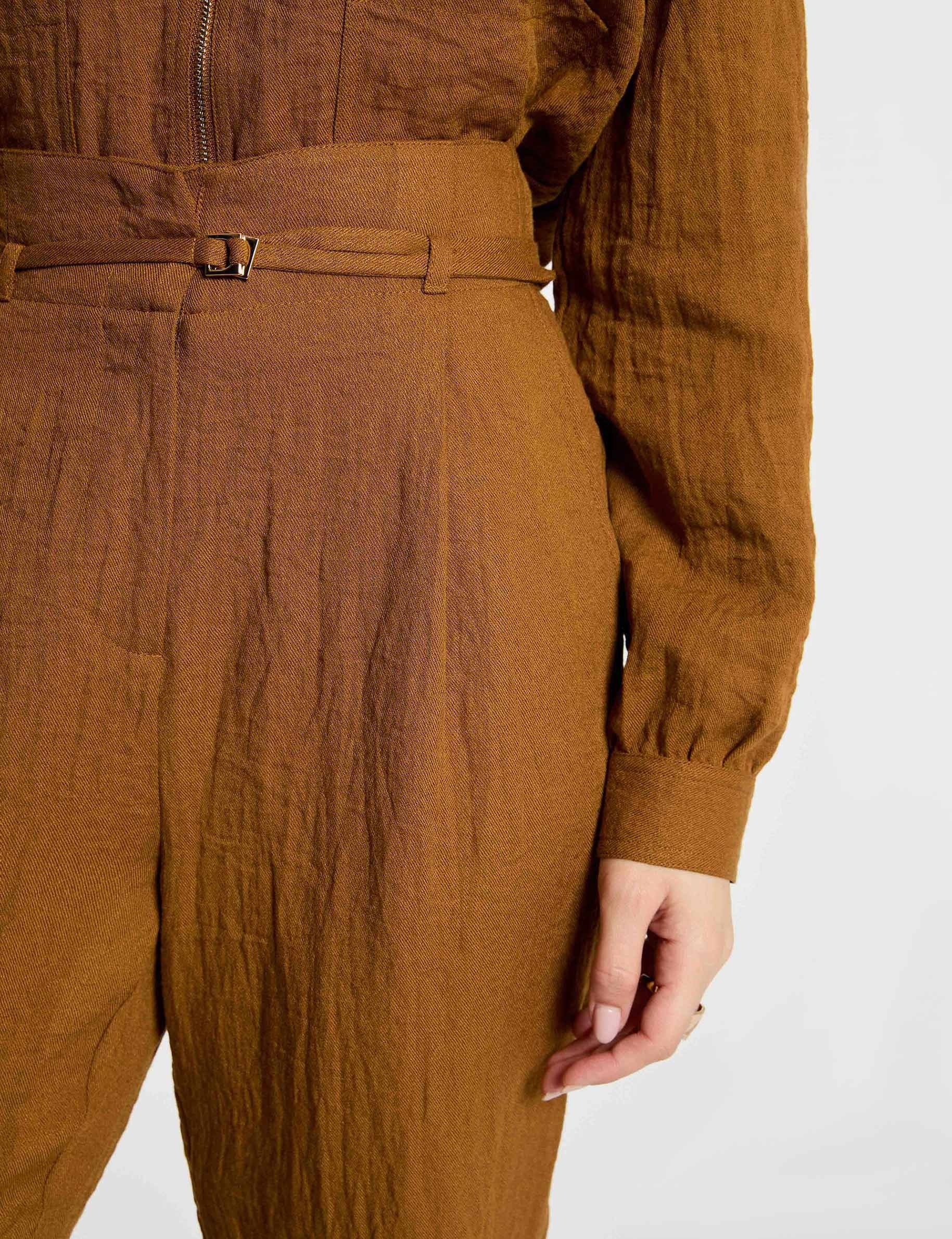 Hoog taille broek met carrot fit camel vrouw