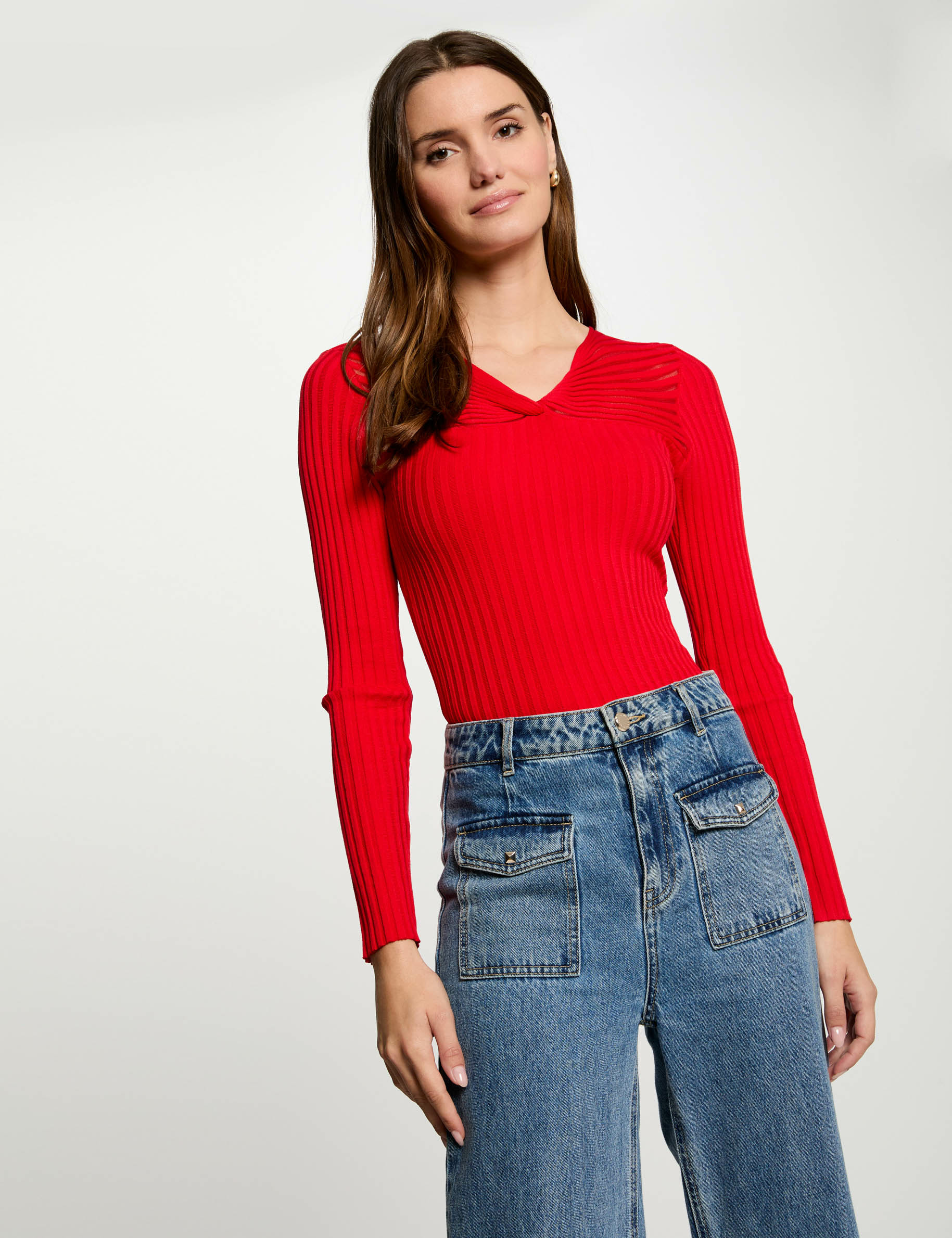 geribde v hals trui rood vrouw Geribde V-hals trui rood vrouw