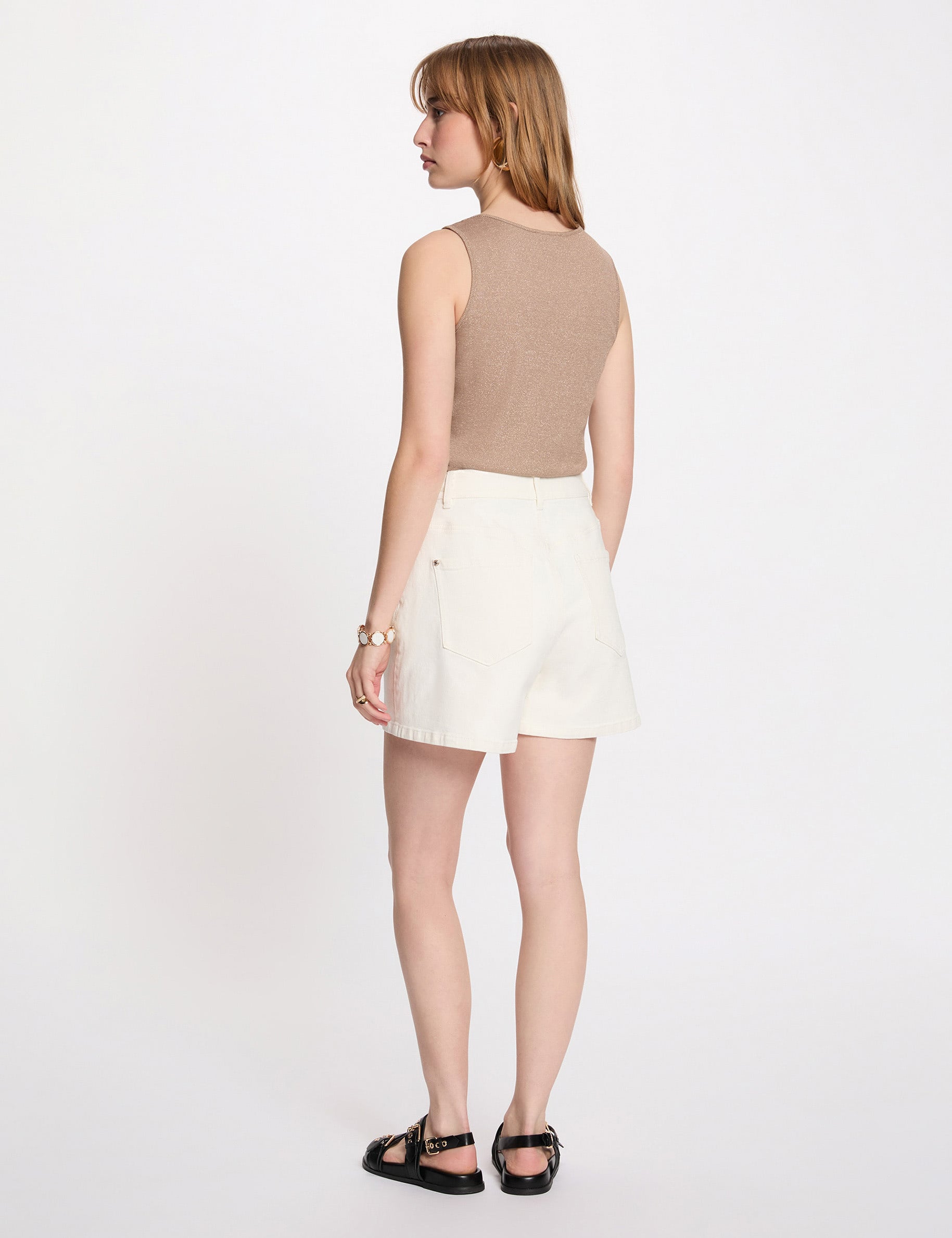 Mouwloos top met sierlijke halslijn taupe vrouw