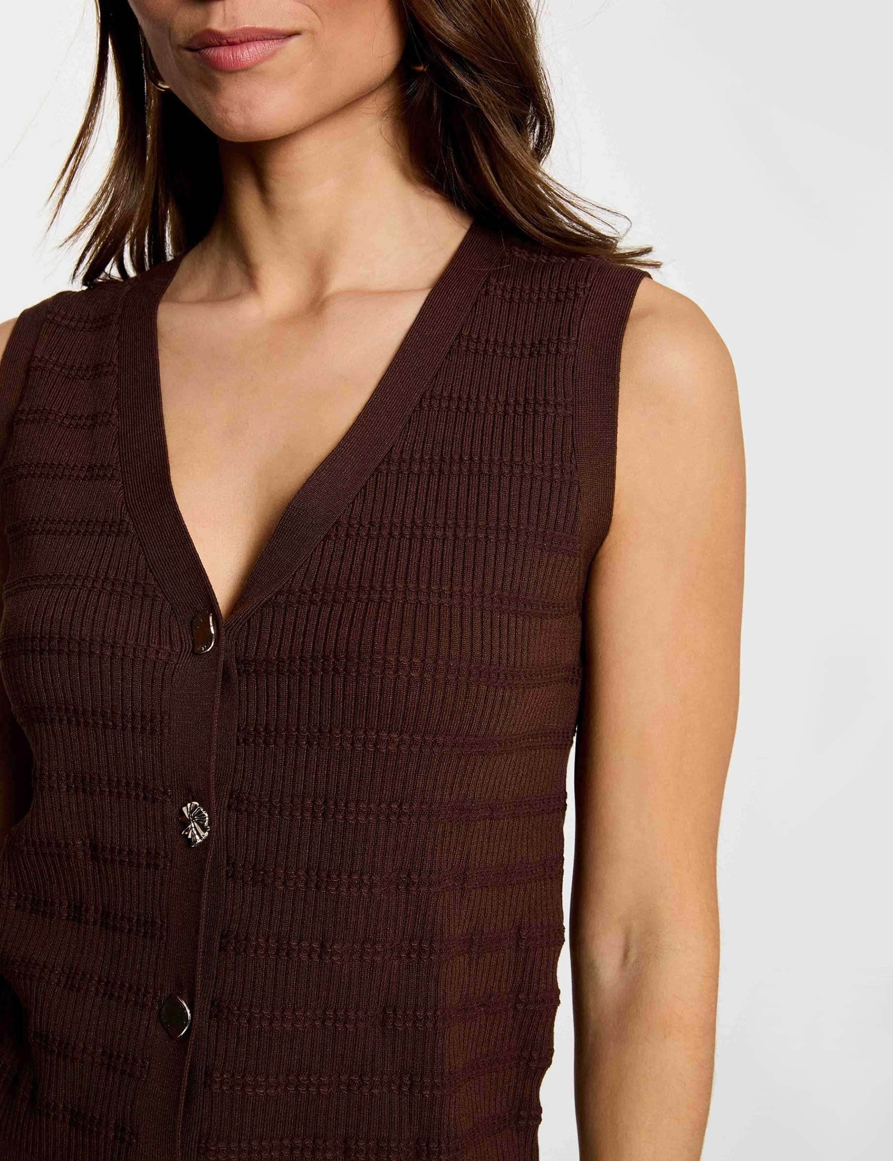 Getailleerd vest met V-hals donker bruin vrouw