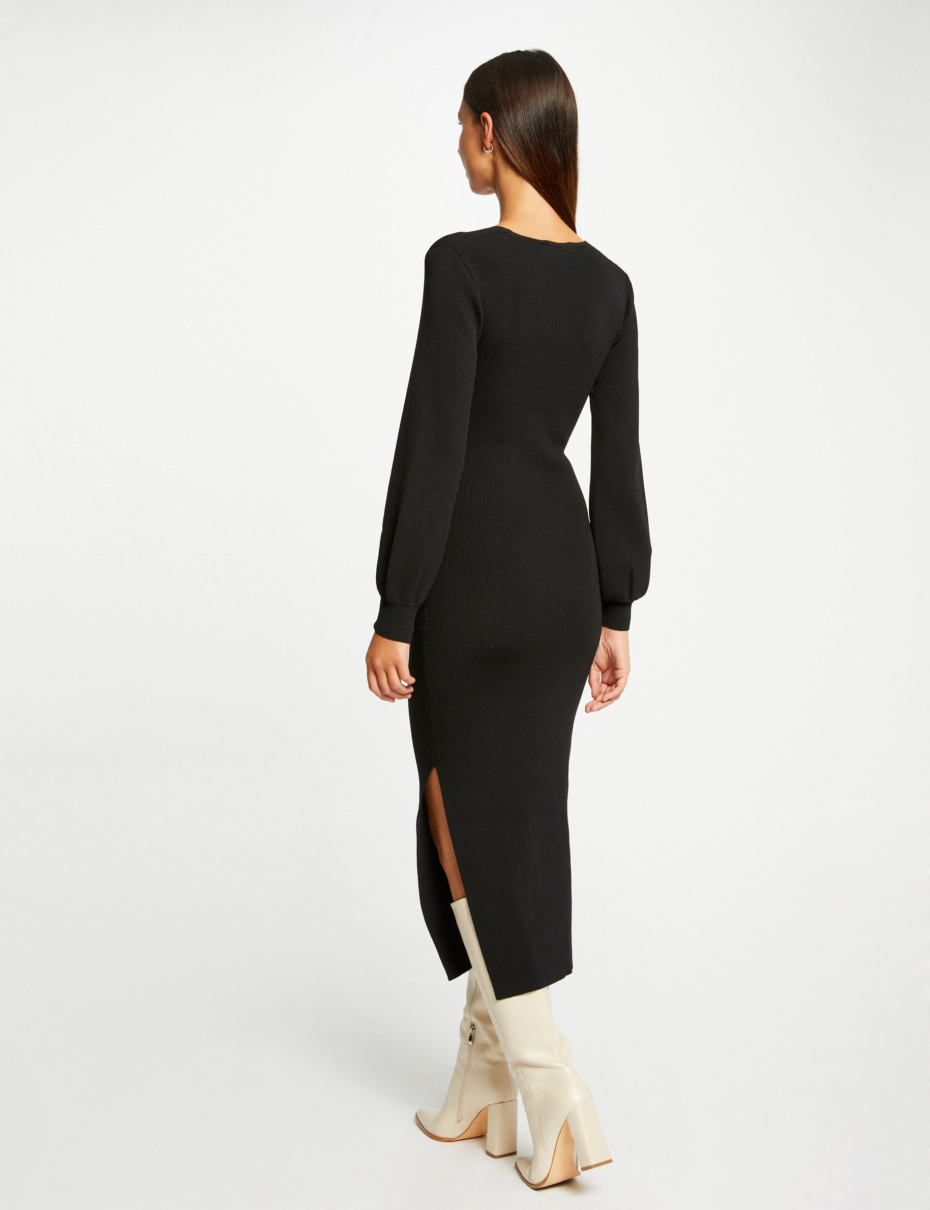 Robe tricot longue ajust&eacute;e &agrave; ornement noir femme