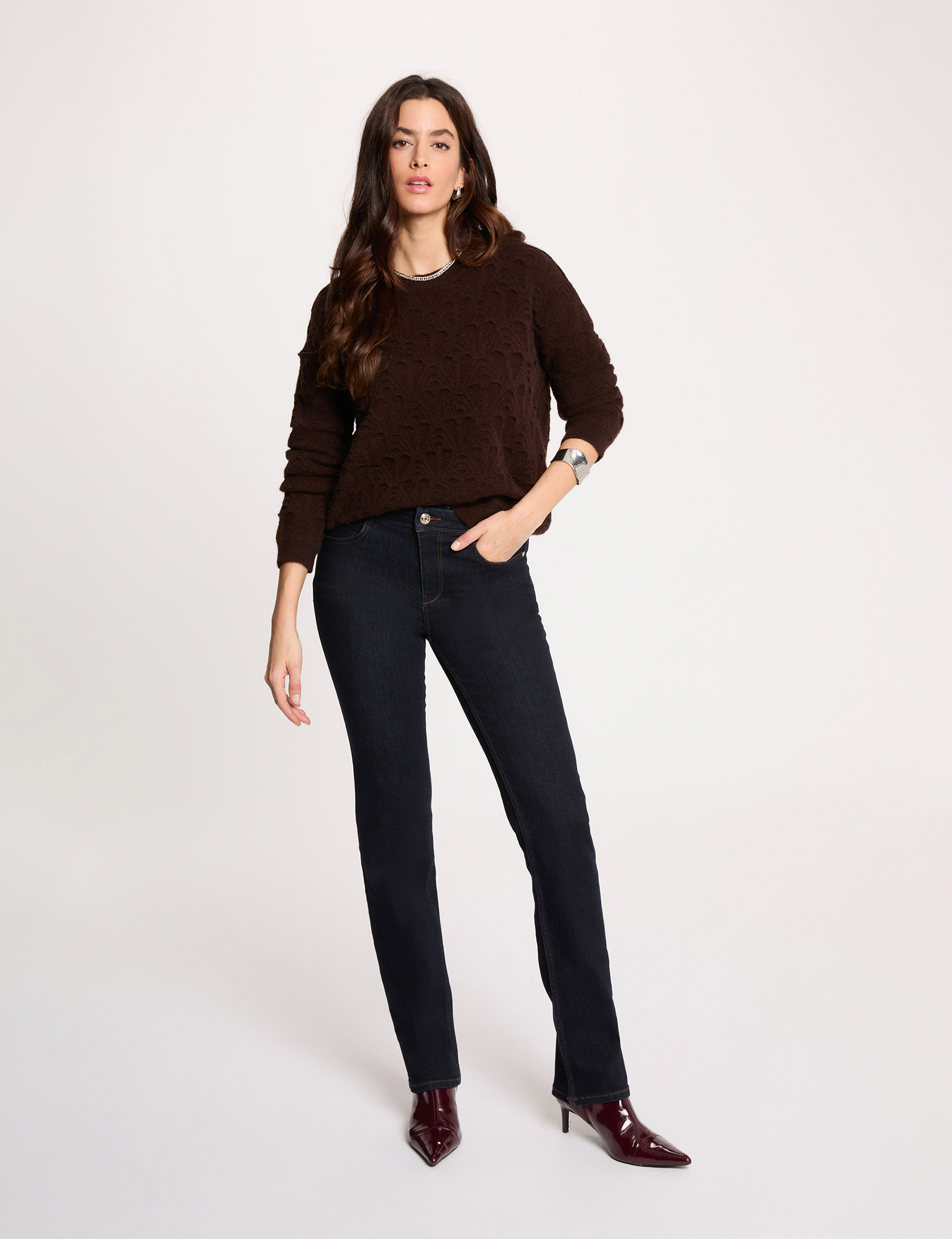 Trui met ronde hals en fantasie donker bruin vrouw