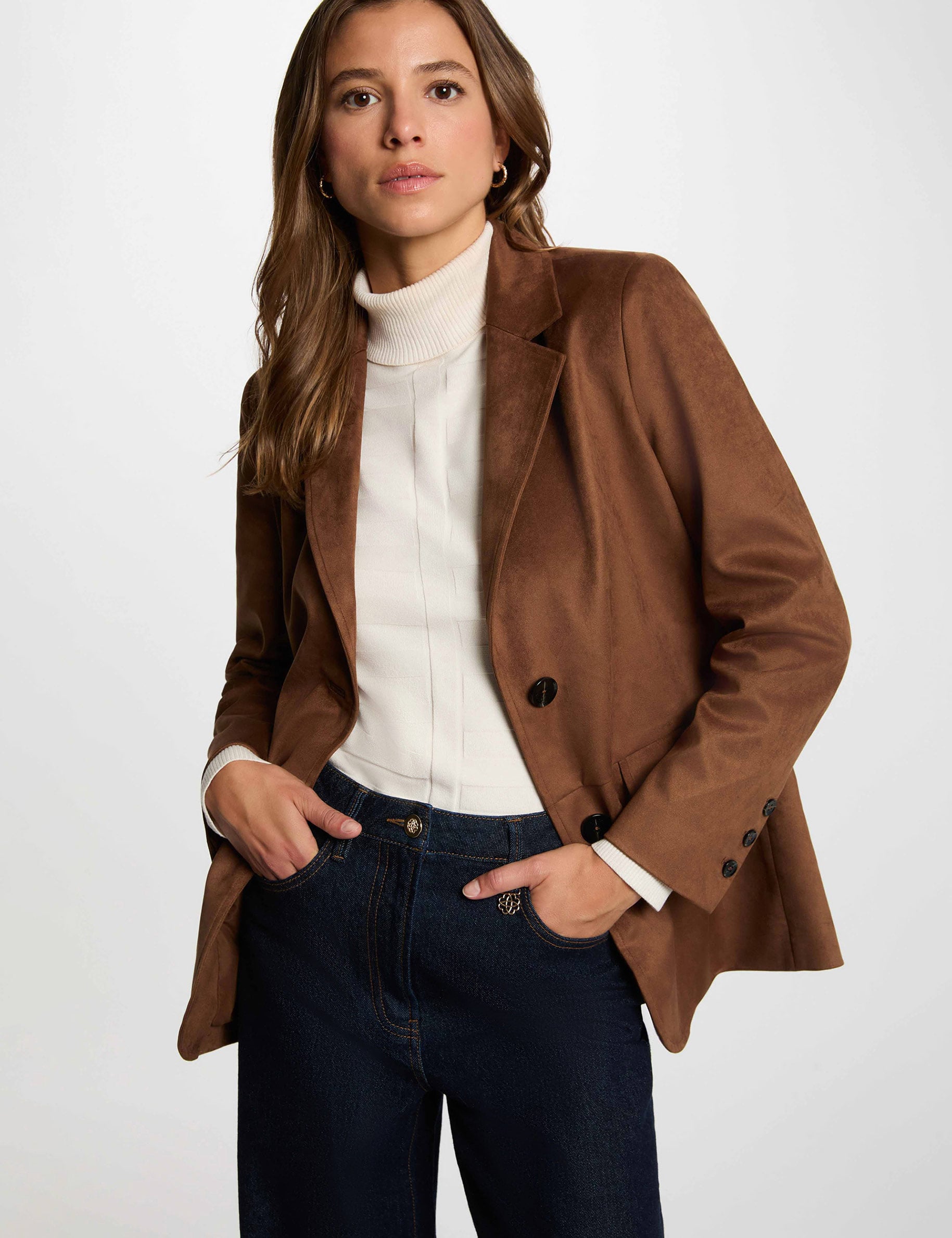 Su&egrave;de blazer met reverskraag chocolade bruin vrouw