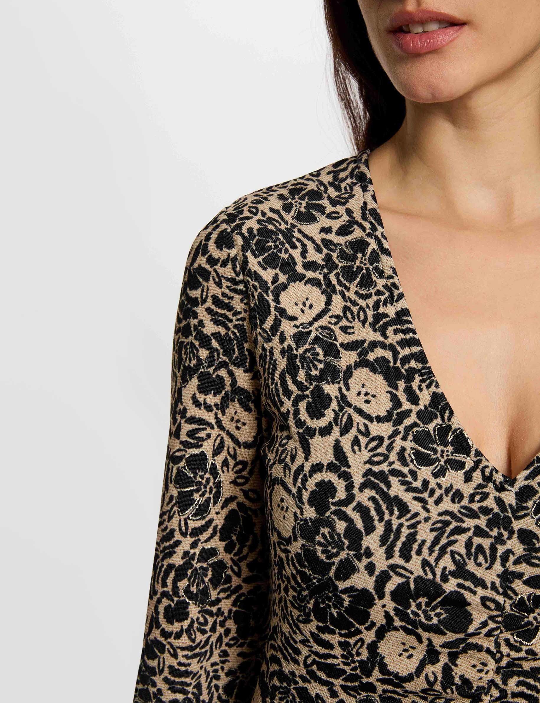 Jurk met V-hals van tricot meerkleurig vrouw