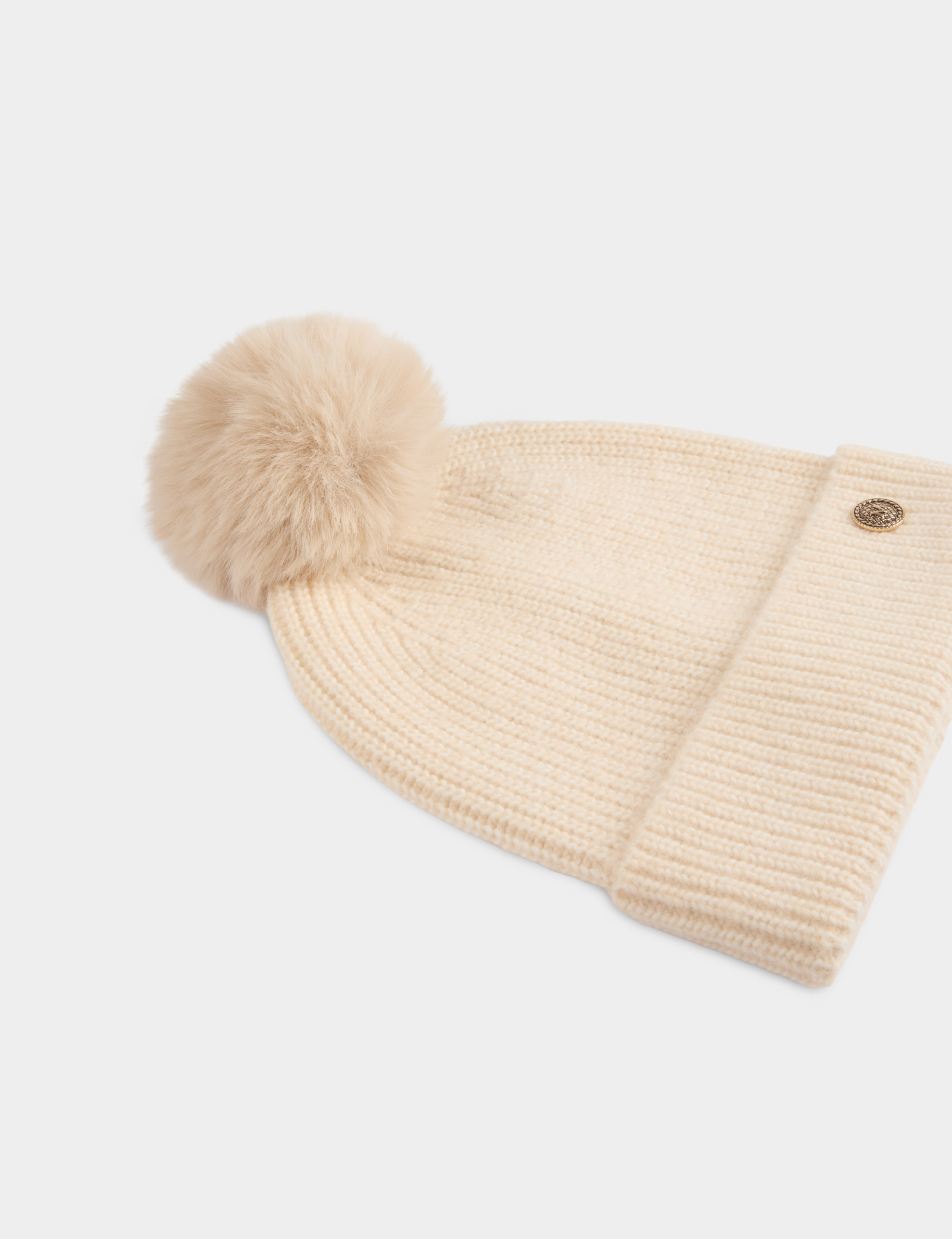 Bonnet maille bouton ivoire femme