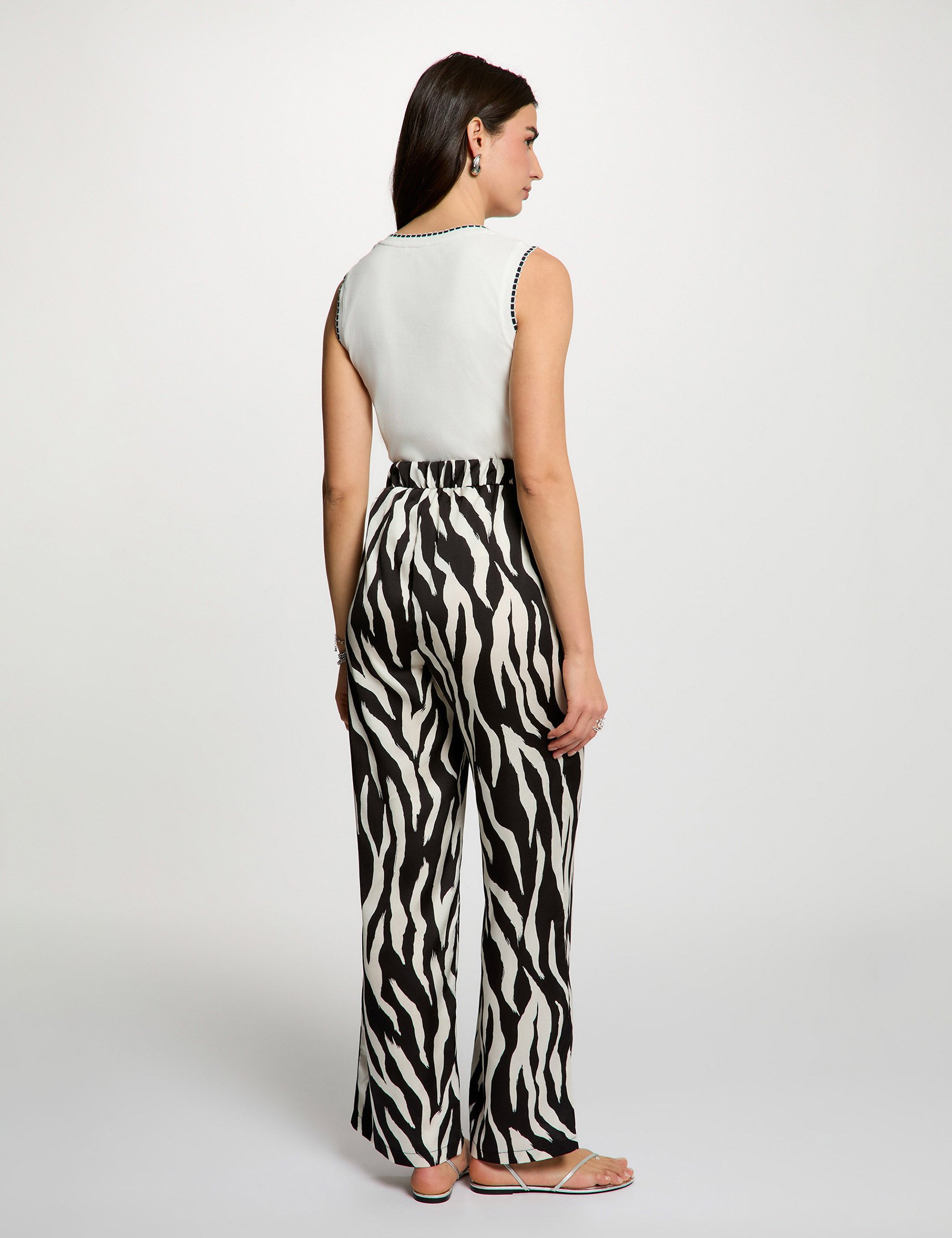 D&eacute;bardeur sans manches blanc femme