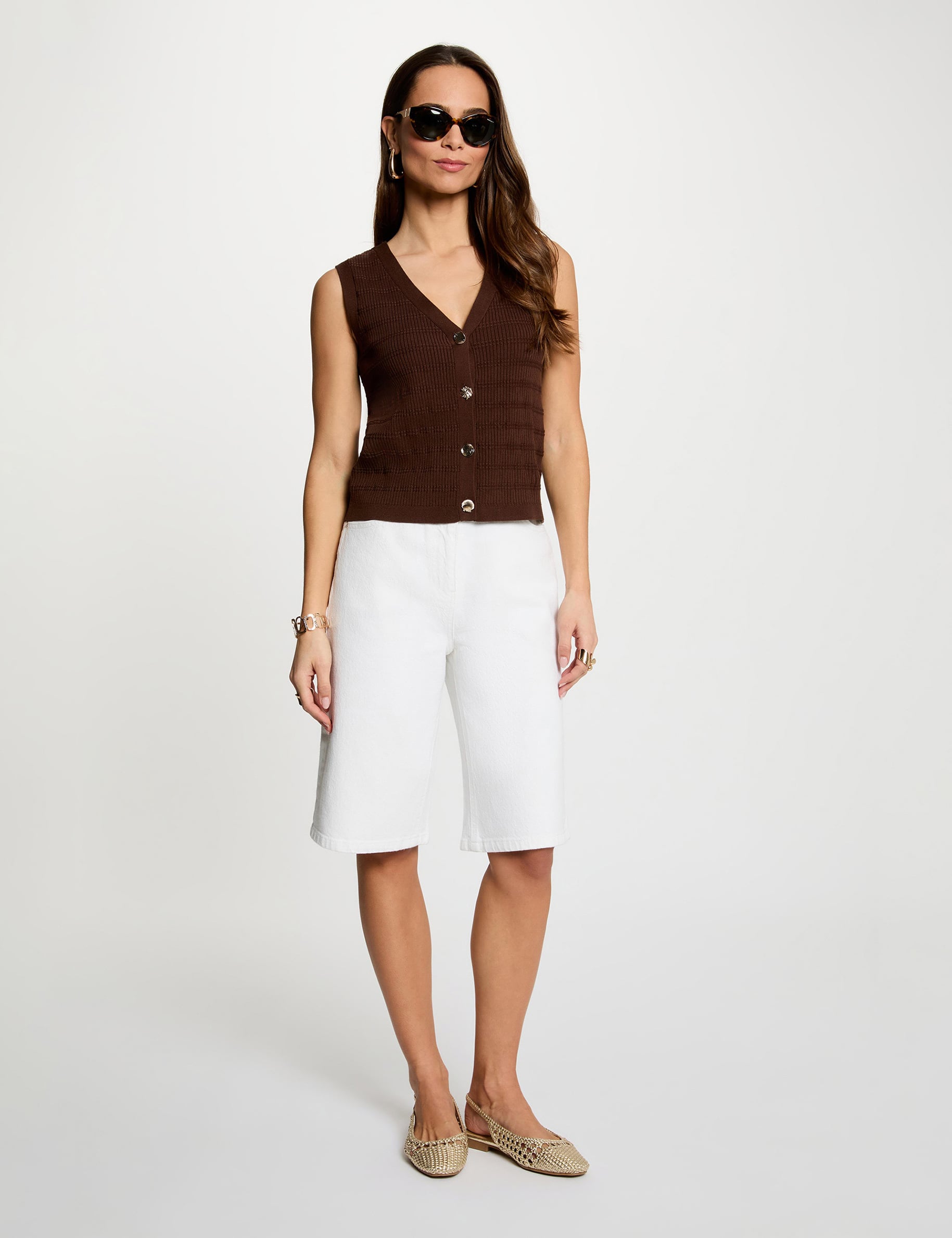 Getailleerd vest met V-hals donker bruin vrouw