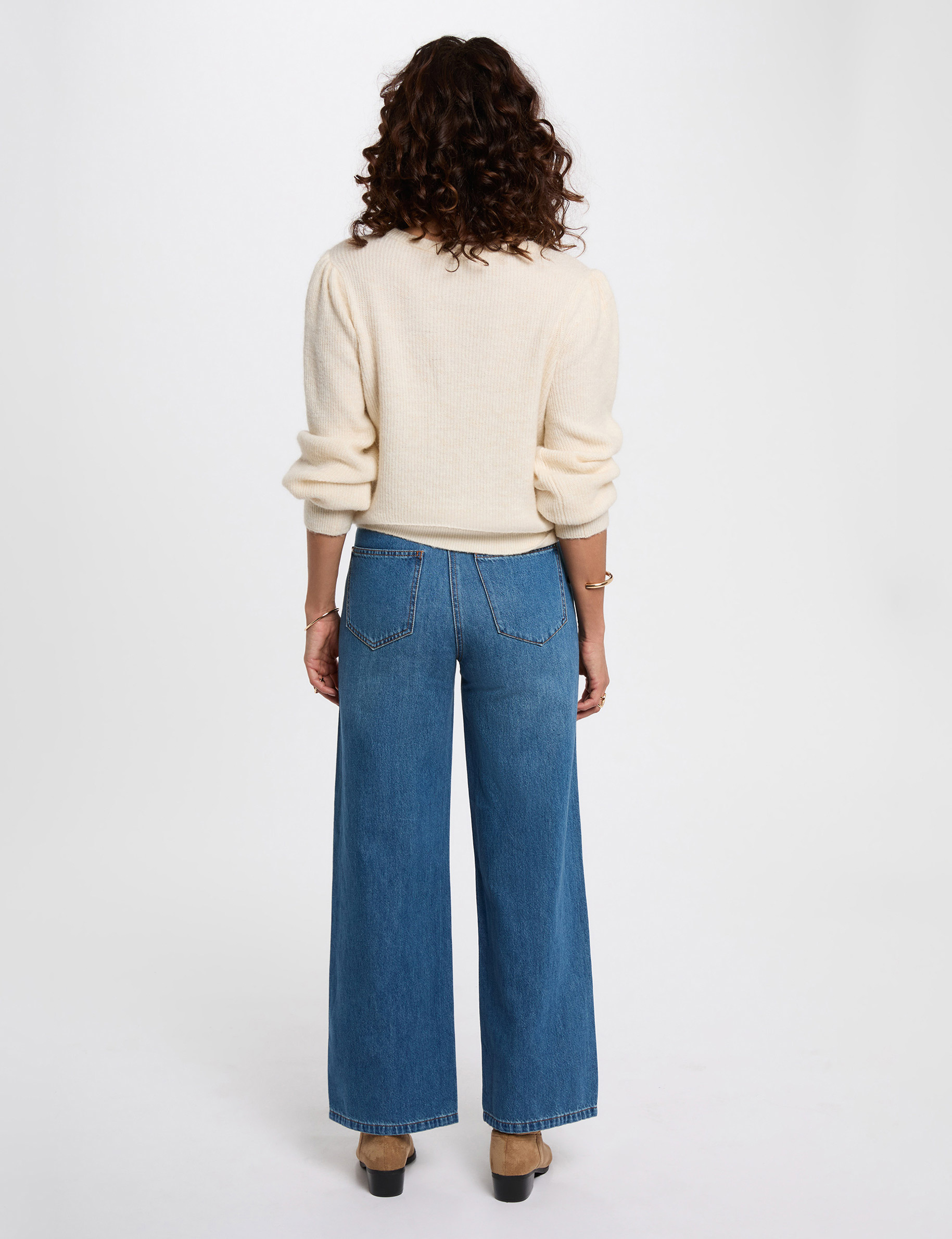 Pull court ajust&eacute; ivoire femme