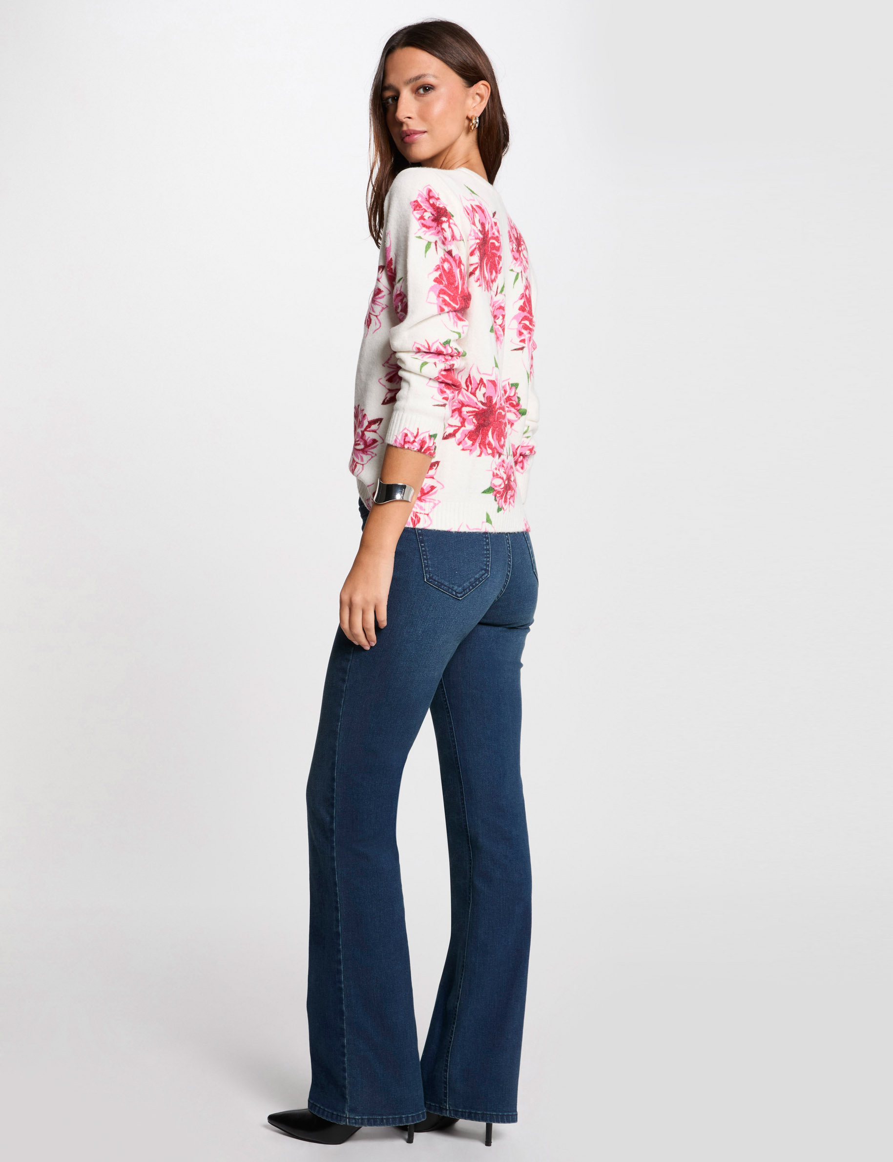 trui met bloemenprint ivoor vrouw Trui met bloemenprint ivoor vrouw