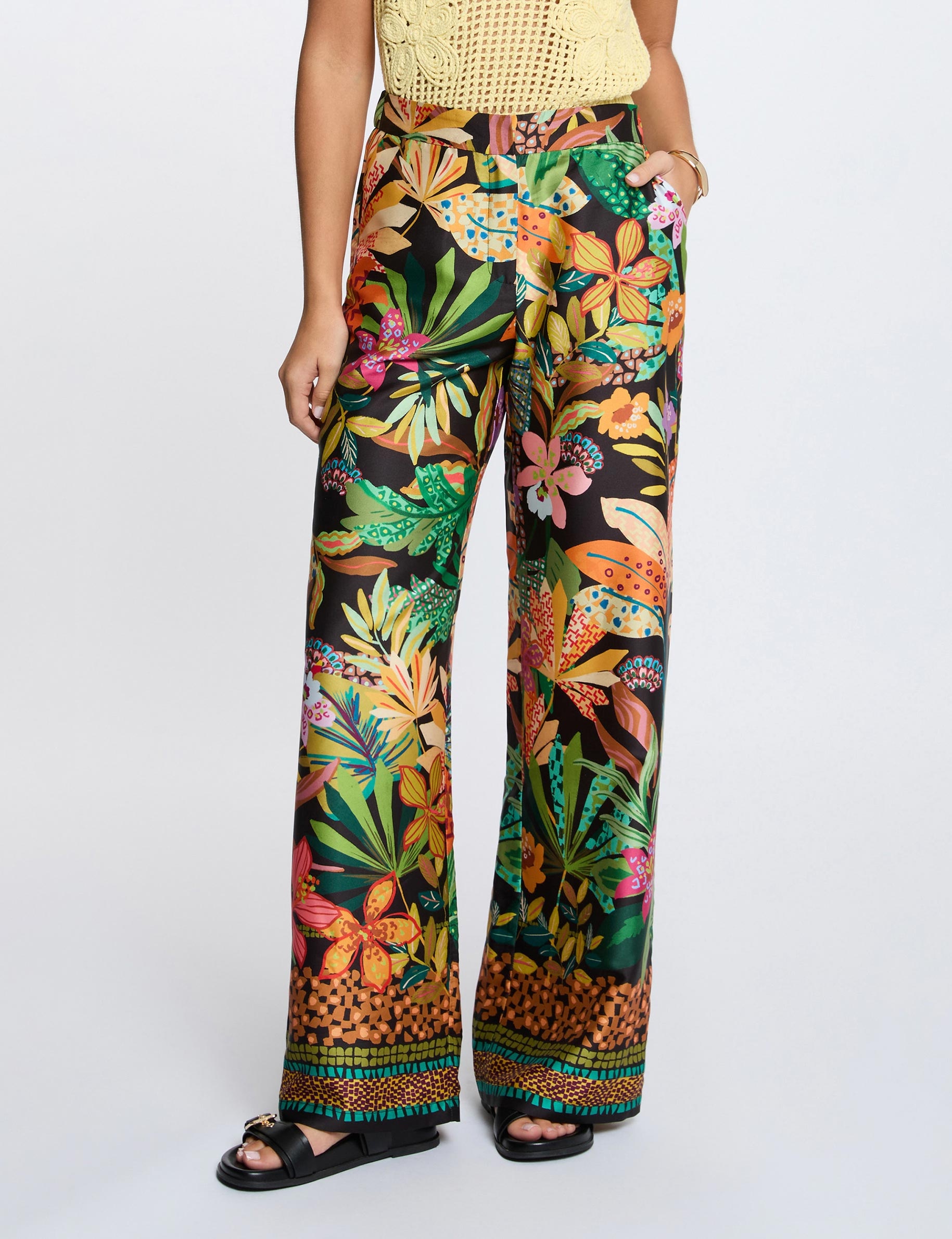 Pantalon large satin&eacute; noir femme