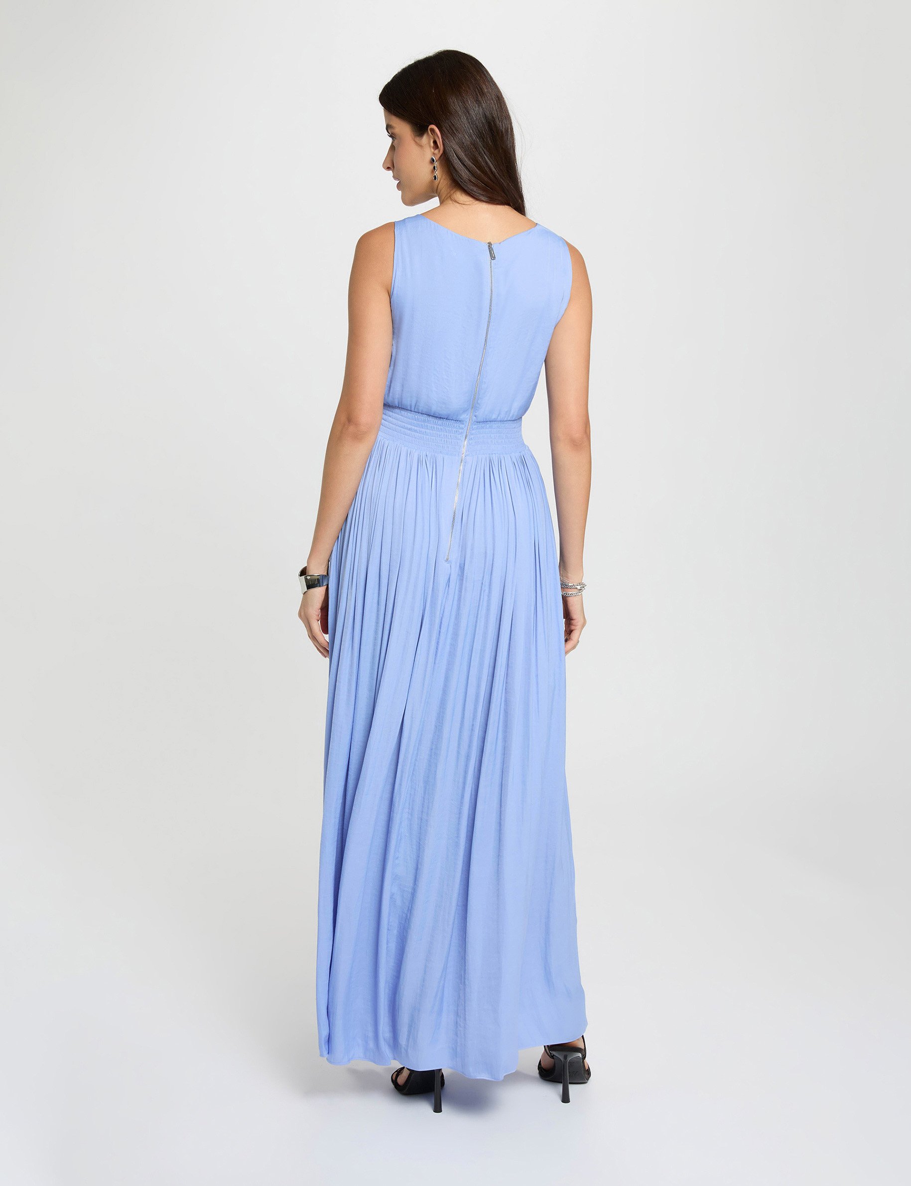 Lange jurk met V-hals bleu vrouw