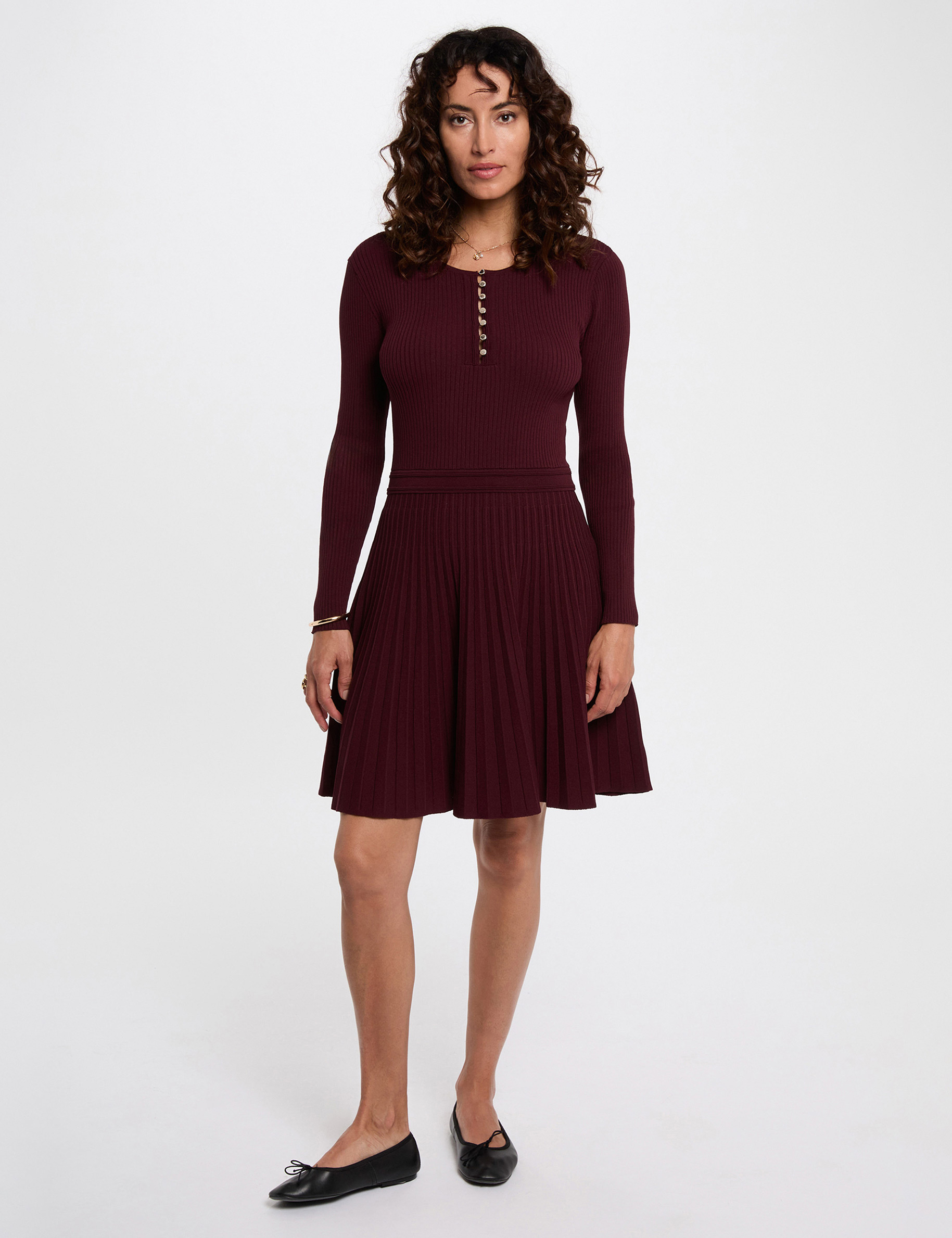 Gebreide jurk met ronde hals pruim vrouw