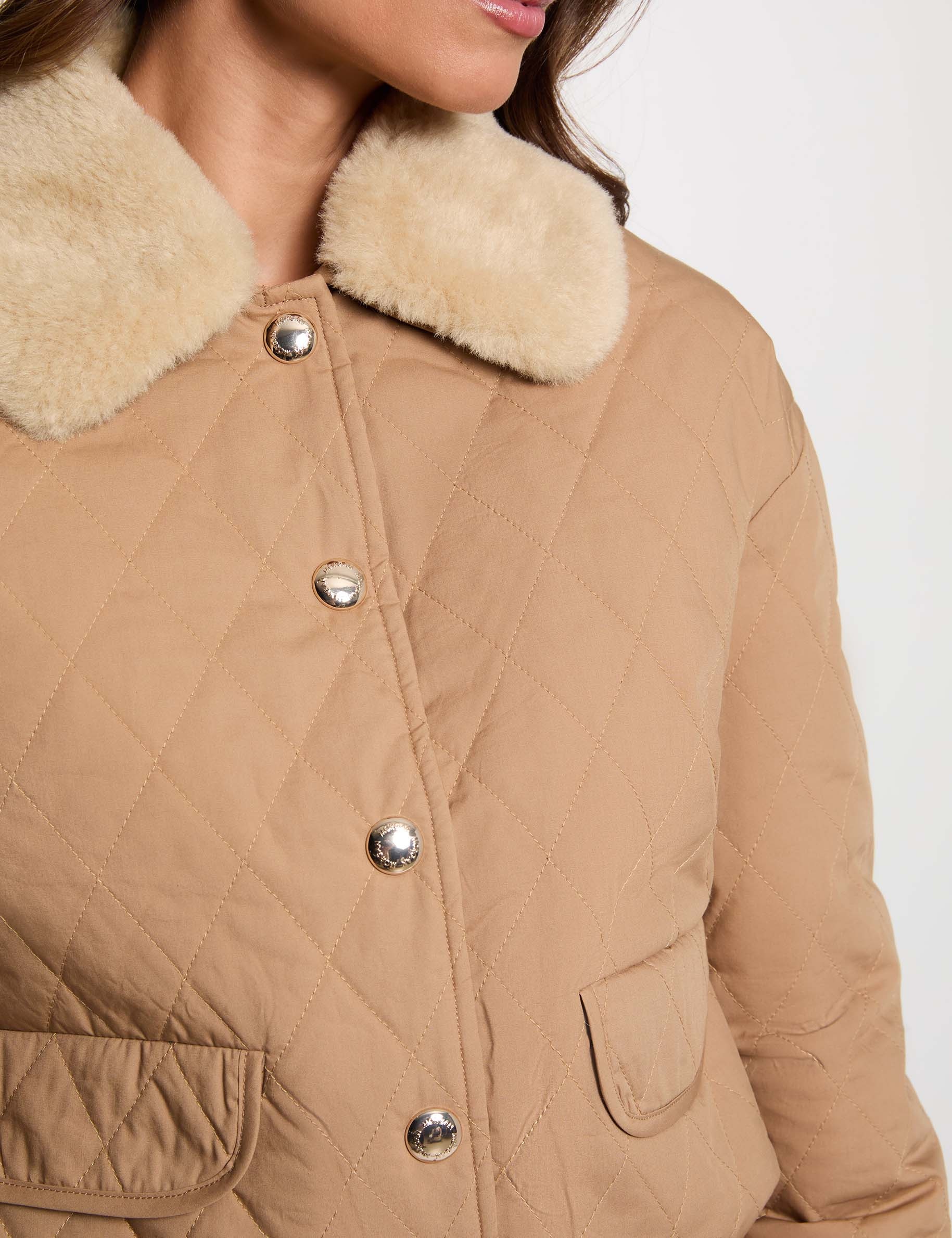 Veste courte matelass&eacute;e marron cognac femme
