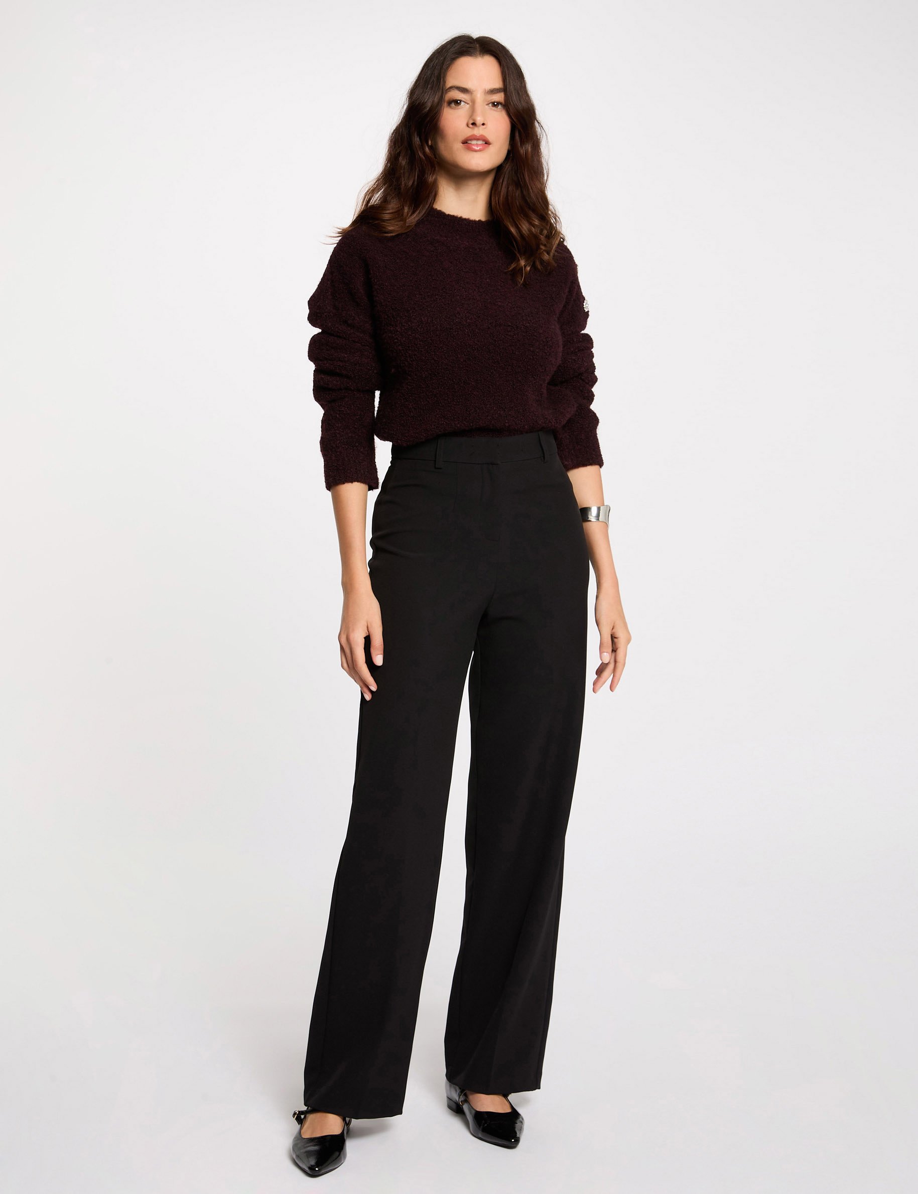 Rechte broek met plooitjes zwart vrouw