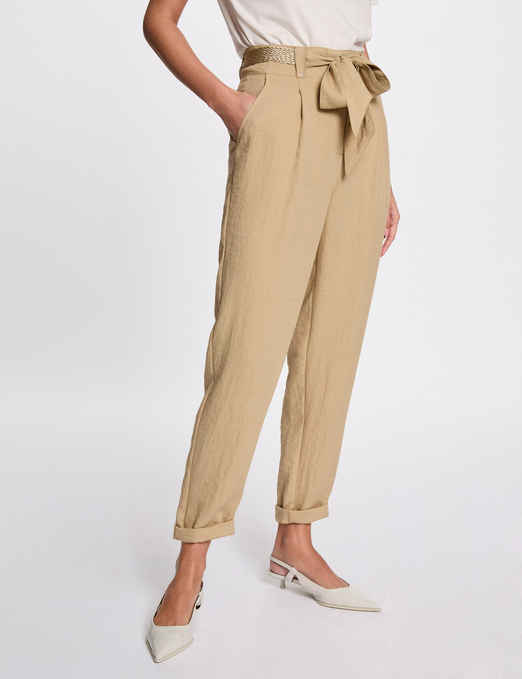 pantalon carotte ceinture beige femme Pantalon carotte ceinturé beige femme