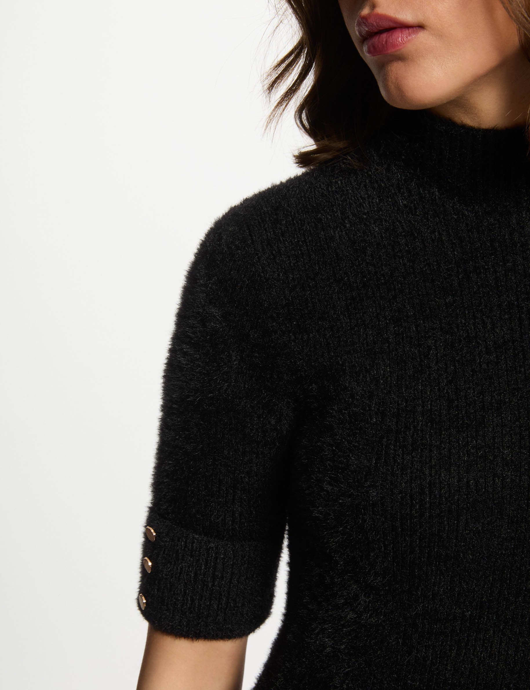 Robe tricot ajust&eacute;e manches courtes noir femme