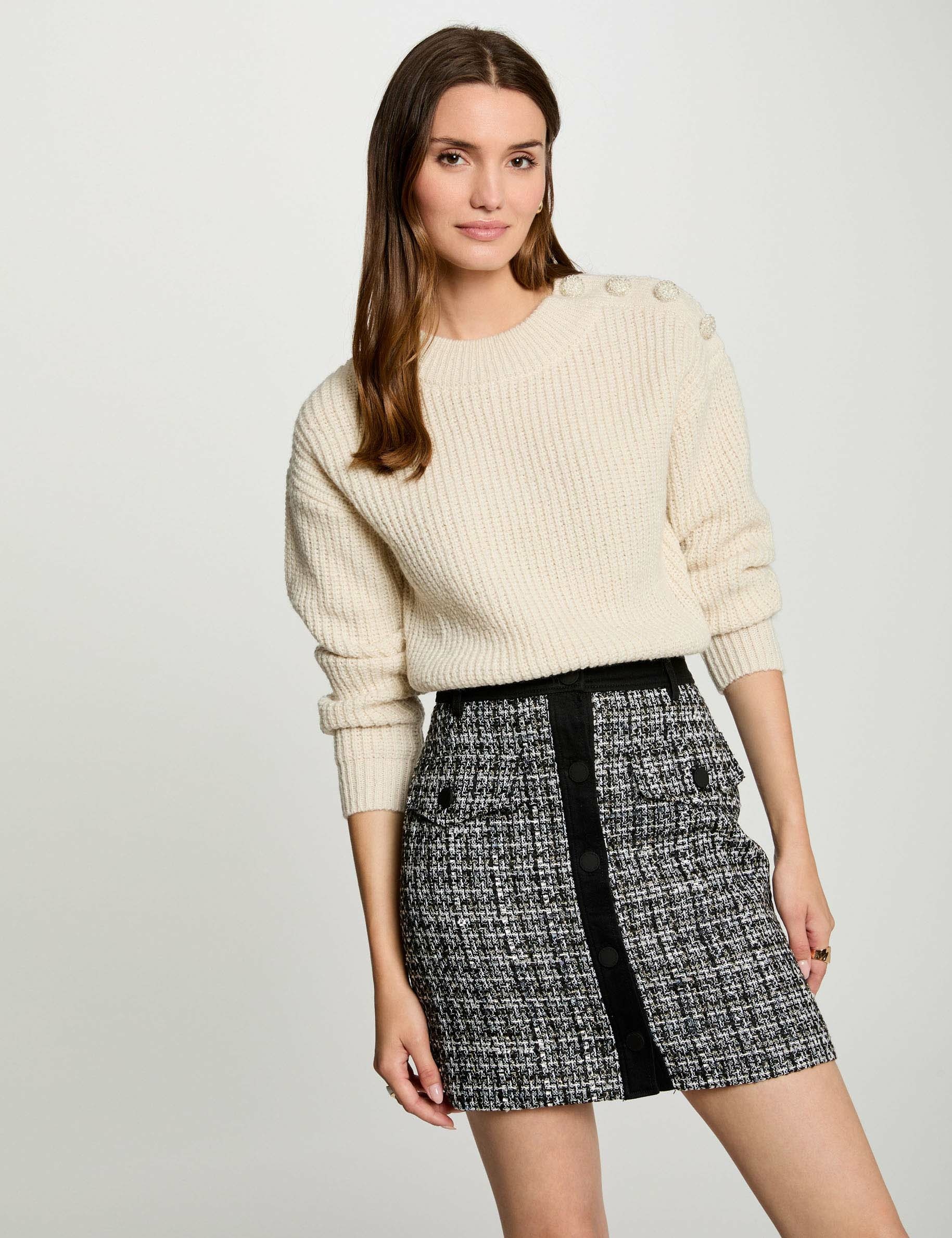 pull col rond et boutons ivoire femme Pull col rond et boutons ivoire femme