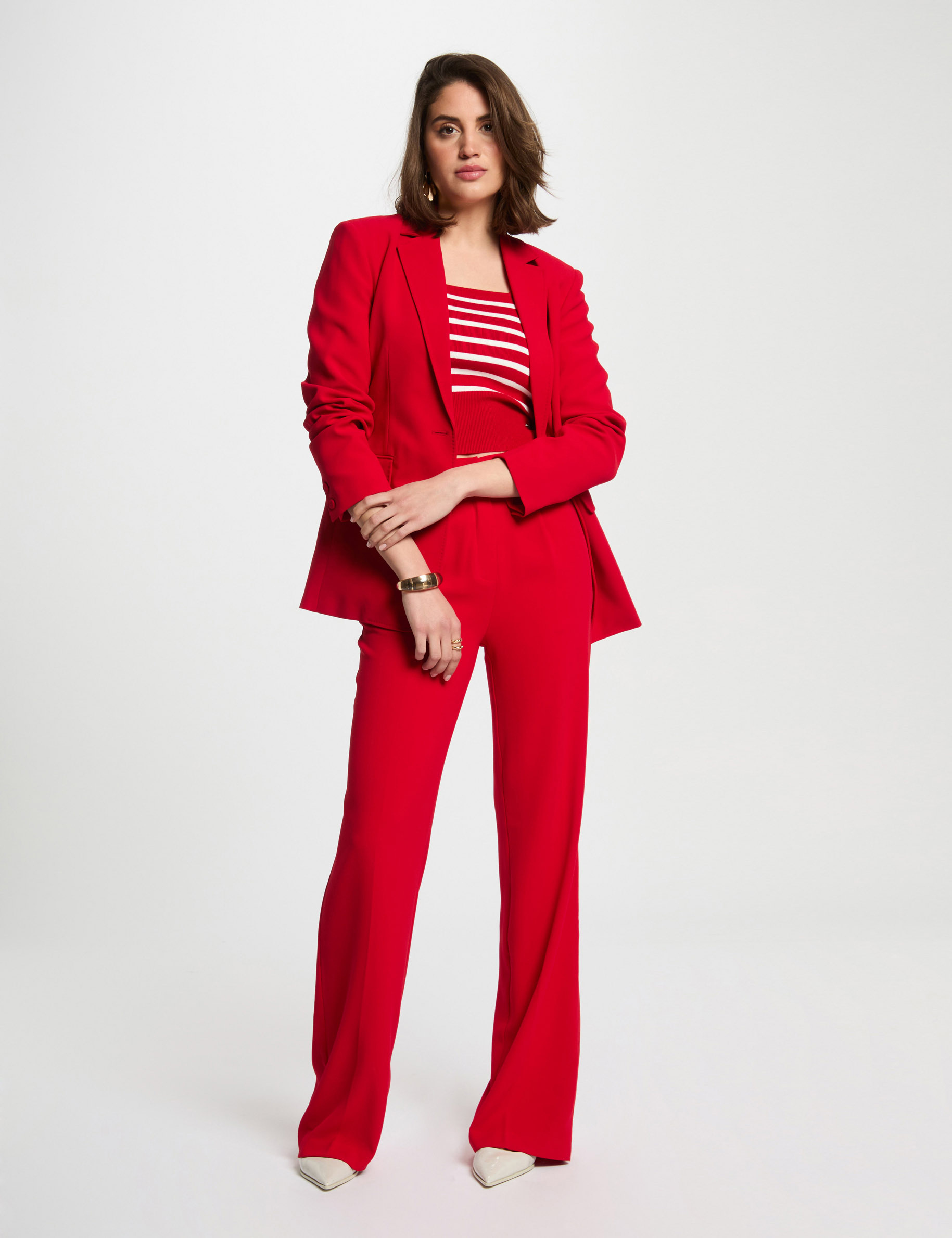 blazer cintre boutonne rouge femme Blazer cintré boutonné rouge femme