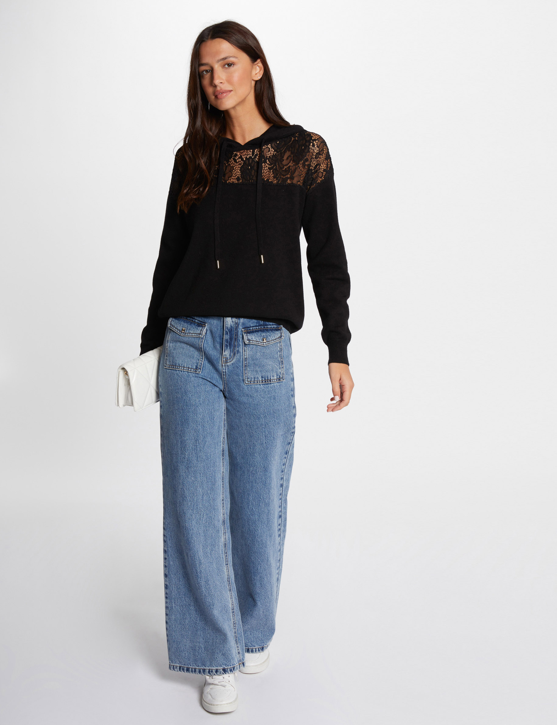 Pull capuche d&eacute;tails dentelle noir femme