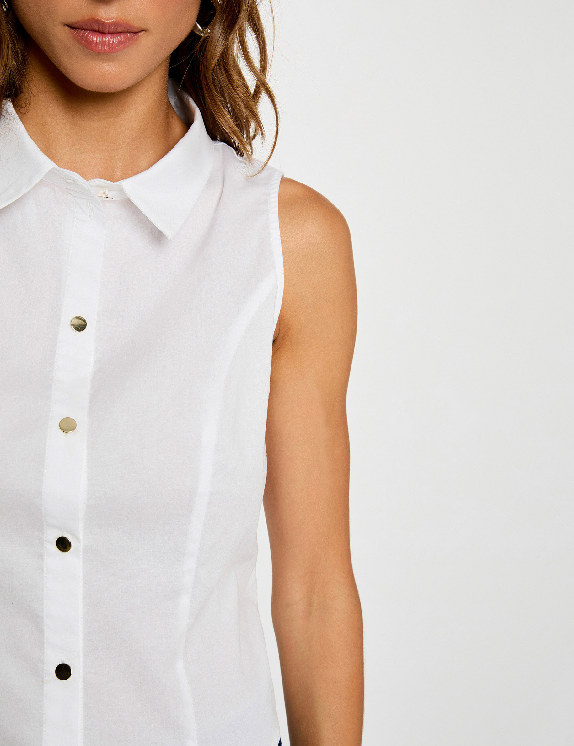 chemise cintree sans manches blanc femme Chemise cintrée sans manches blanc femme