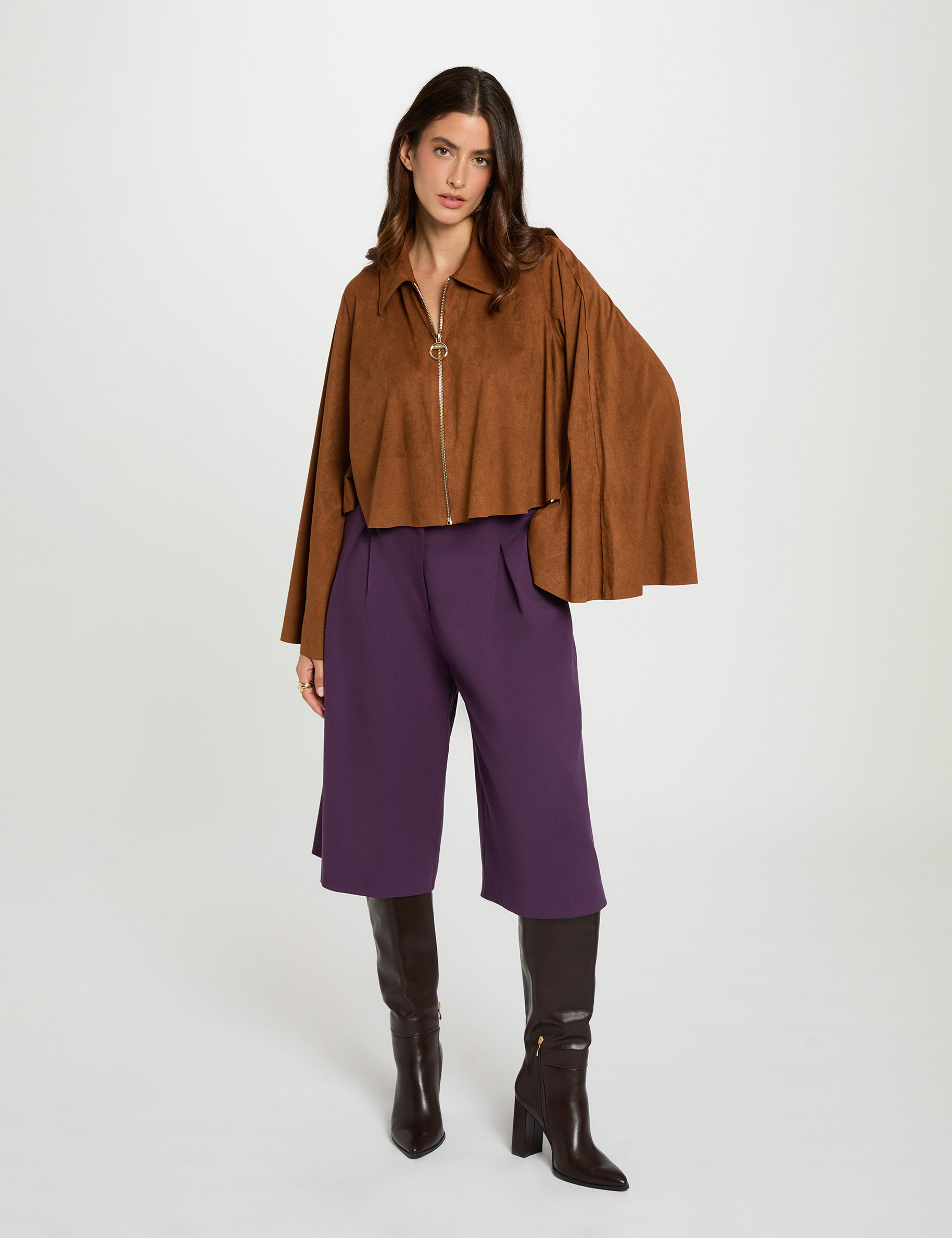 wijde luchtige short donker violet vrouw Wijde, luchtige short donker violet vrouw