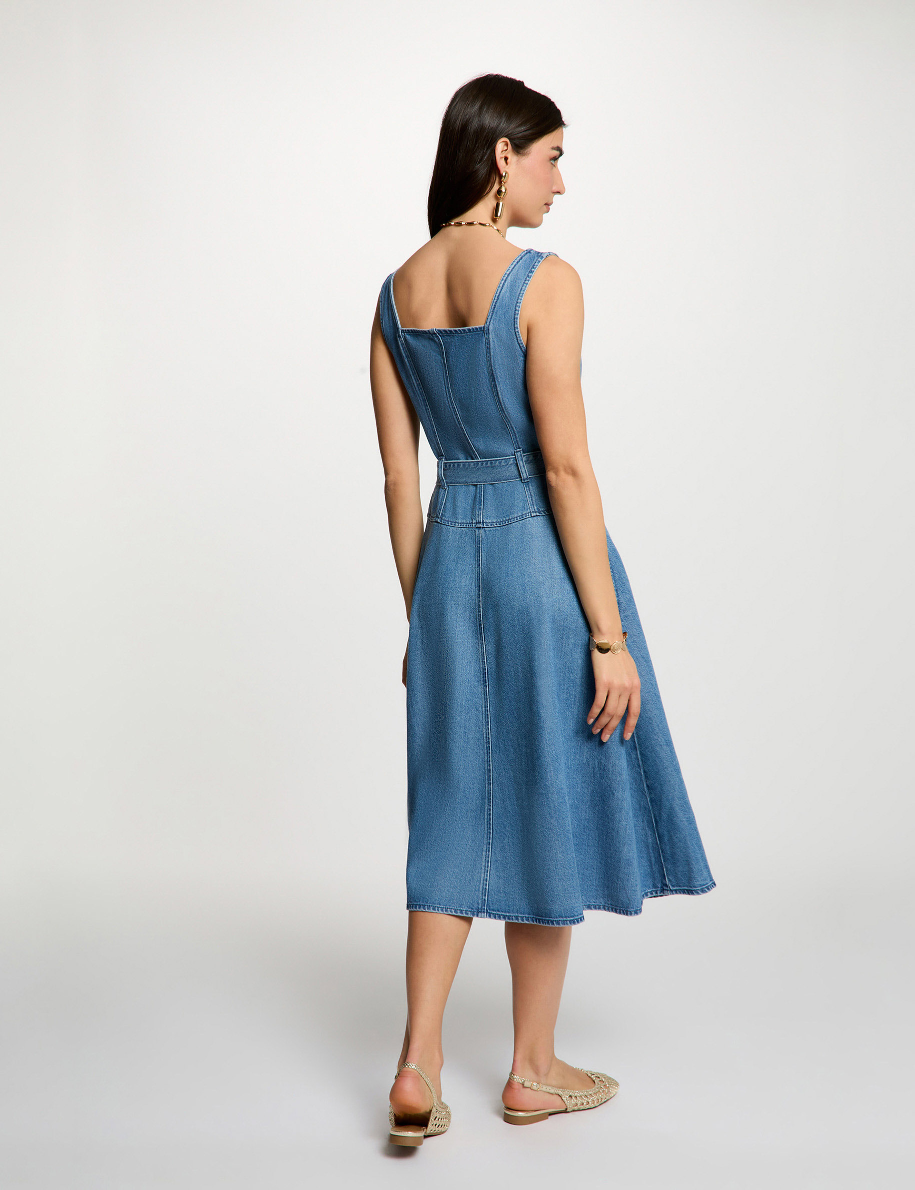 Robe mi-longue encolure carr&eacute;e denim stone femme