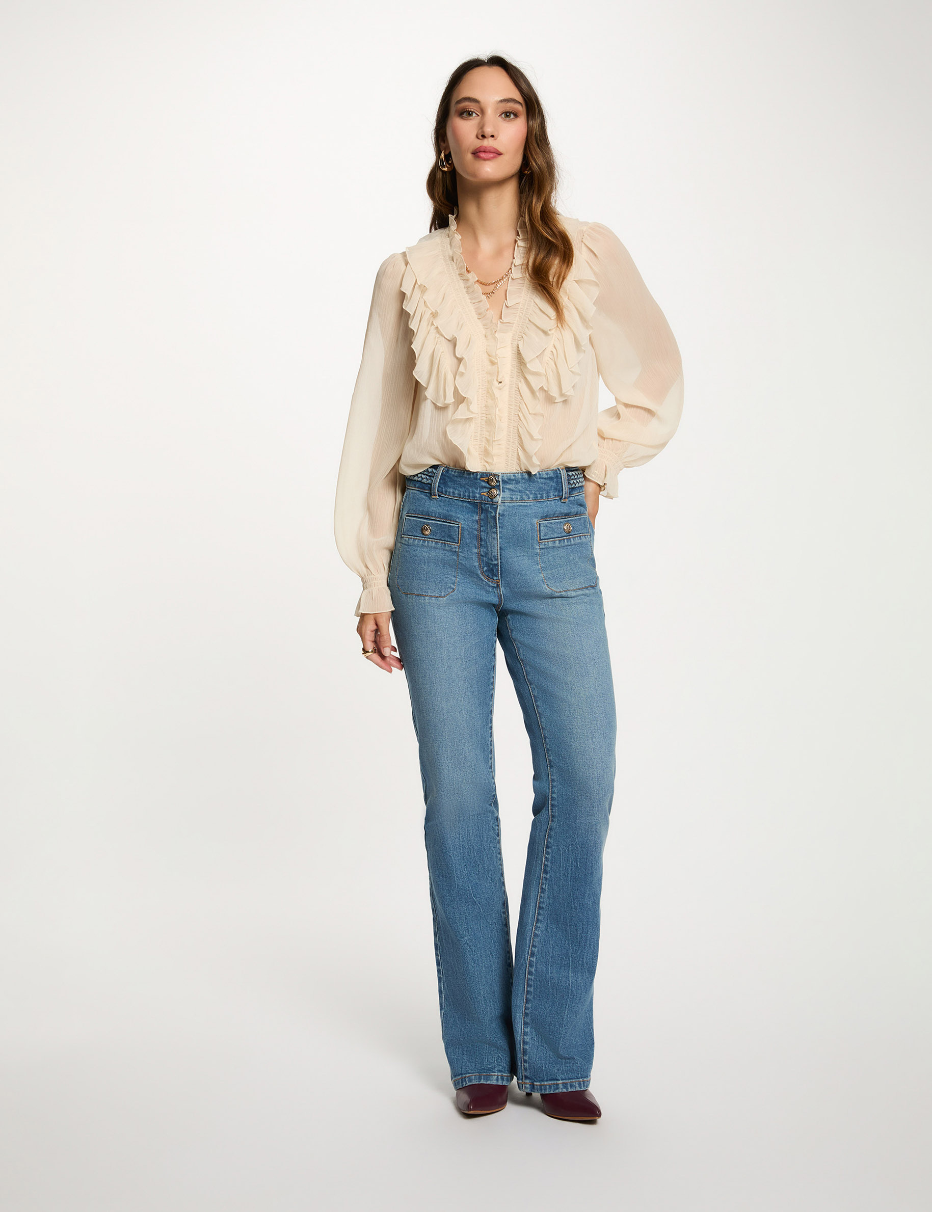 vloeiende blouse met v hals creme vrouw Vloeiende blouse met V-hals creme vrouw