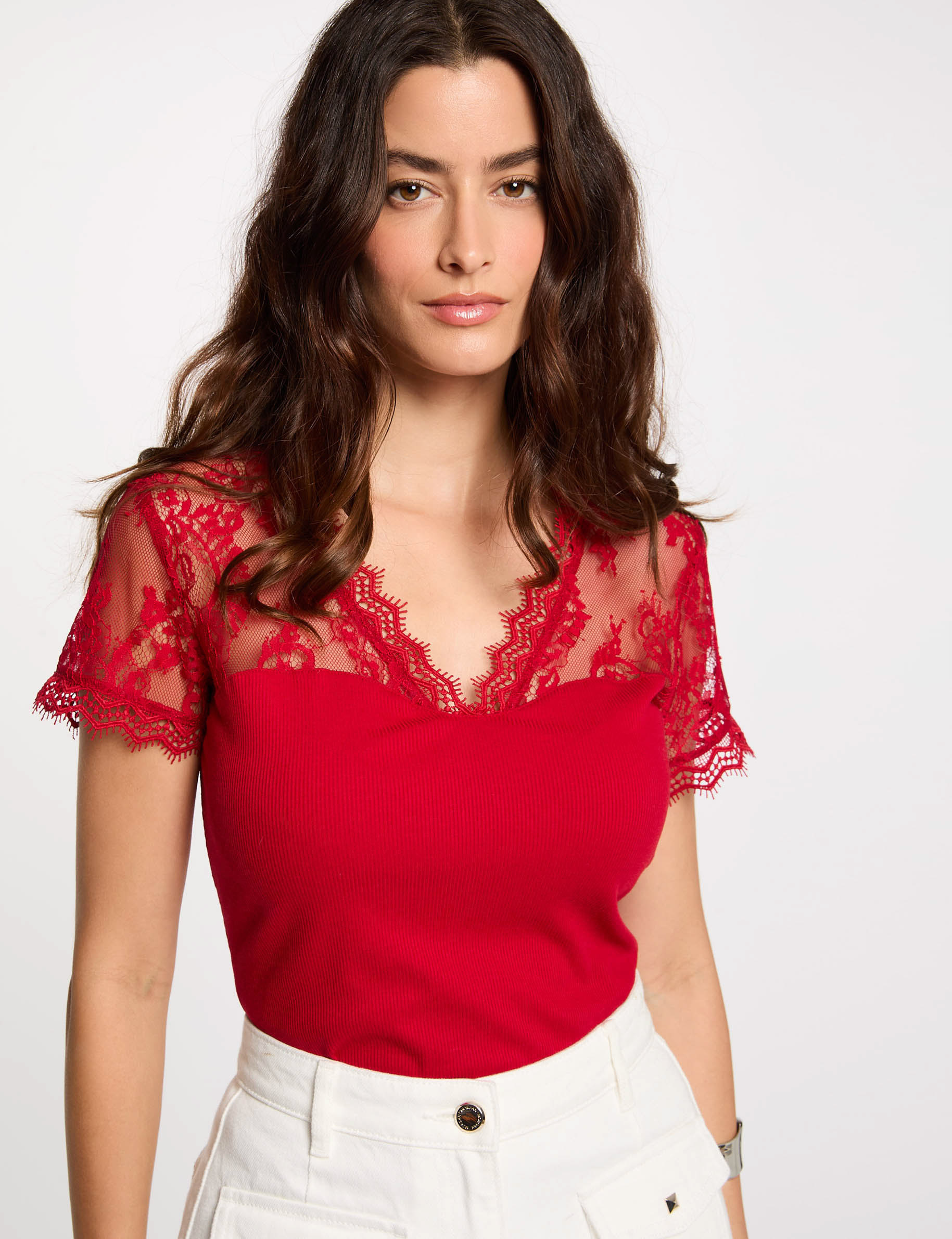 t shirt manches courtes a dentelle rouge femme T-shirt manches courtes à dentelle rouge femme