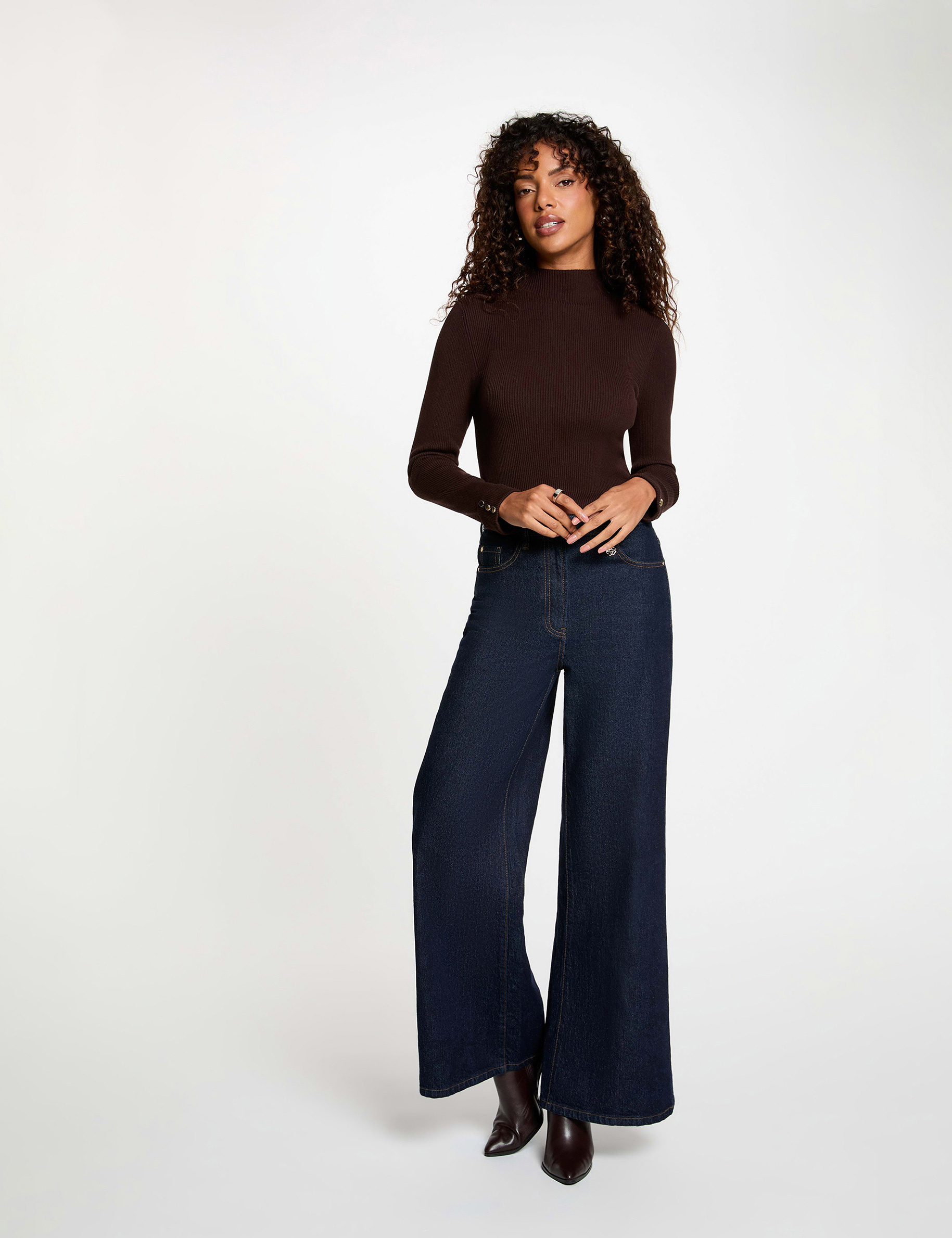 Pull col montant marron fonc&eacute; femme