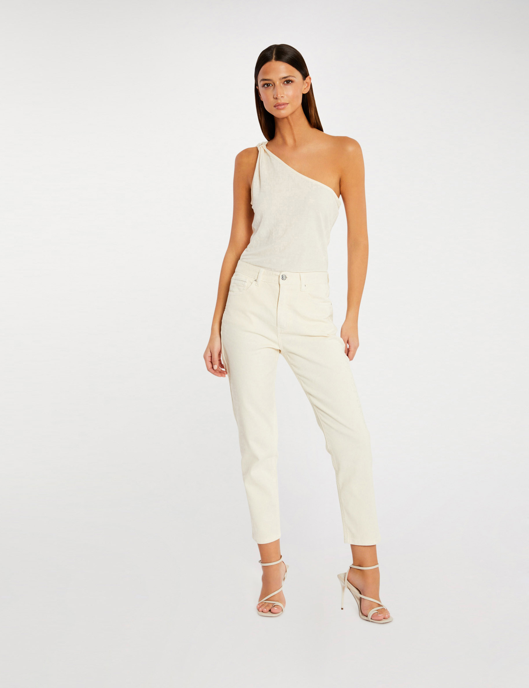t shirt met asymmetrische mouwen medium ecru vrouw T-shirt met asymmetrische mouwen medium ecru vrouw
