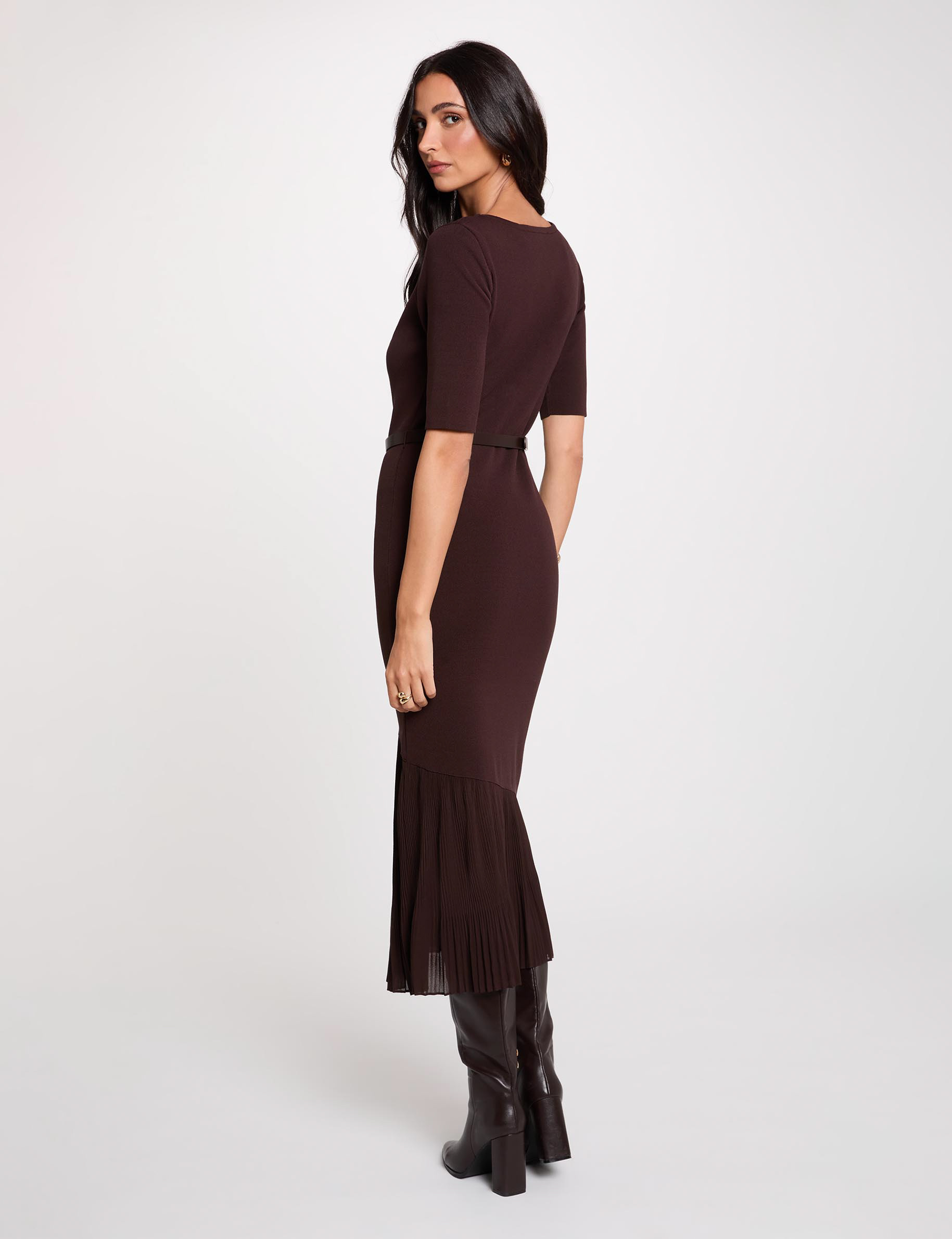 Robe tricot ceintur&eacute;e marron fonc&eacute; femme