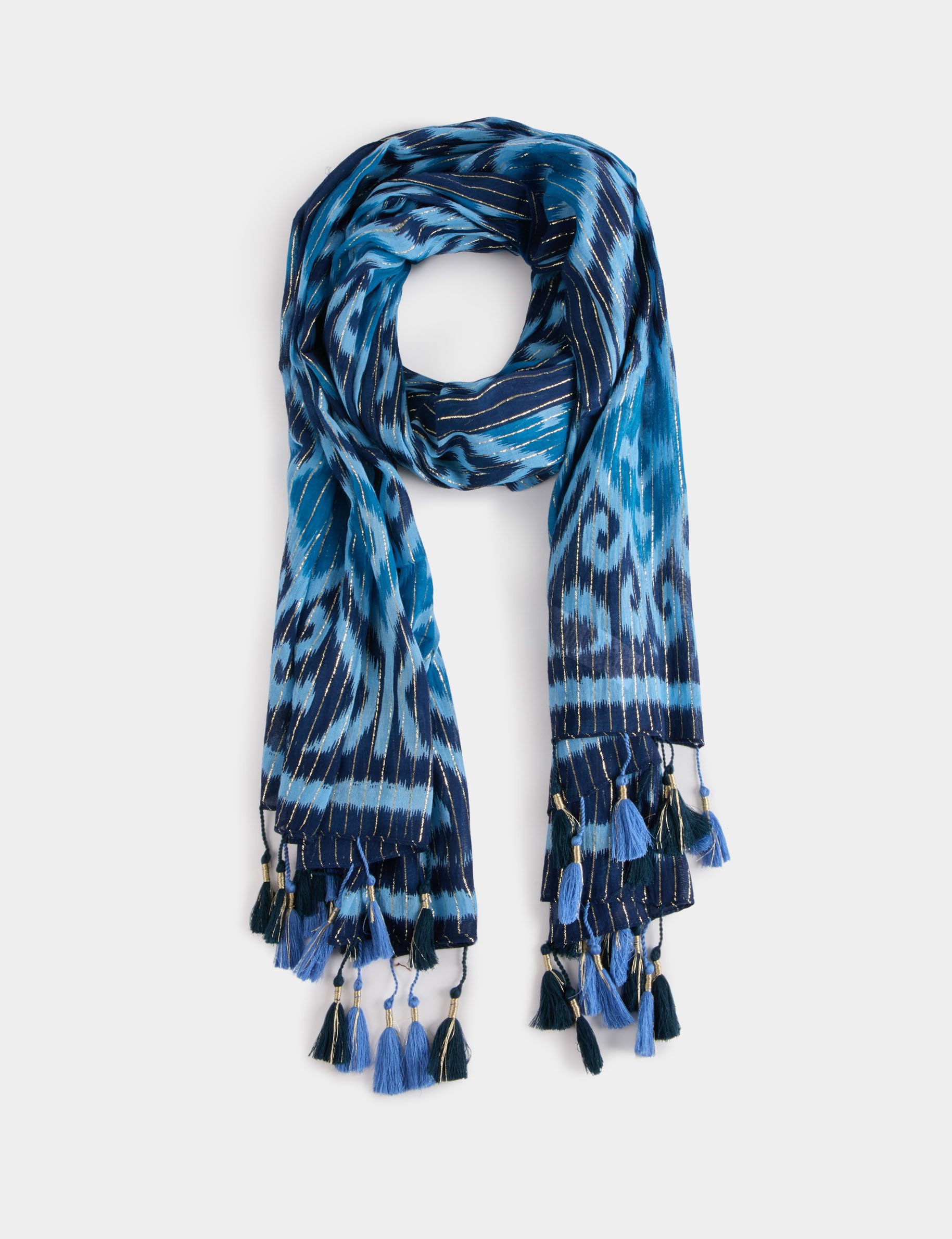 foulard imprime a pompons bleu femme Foulard imprimé à pompons bleu femme