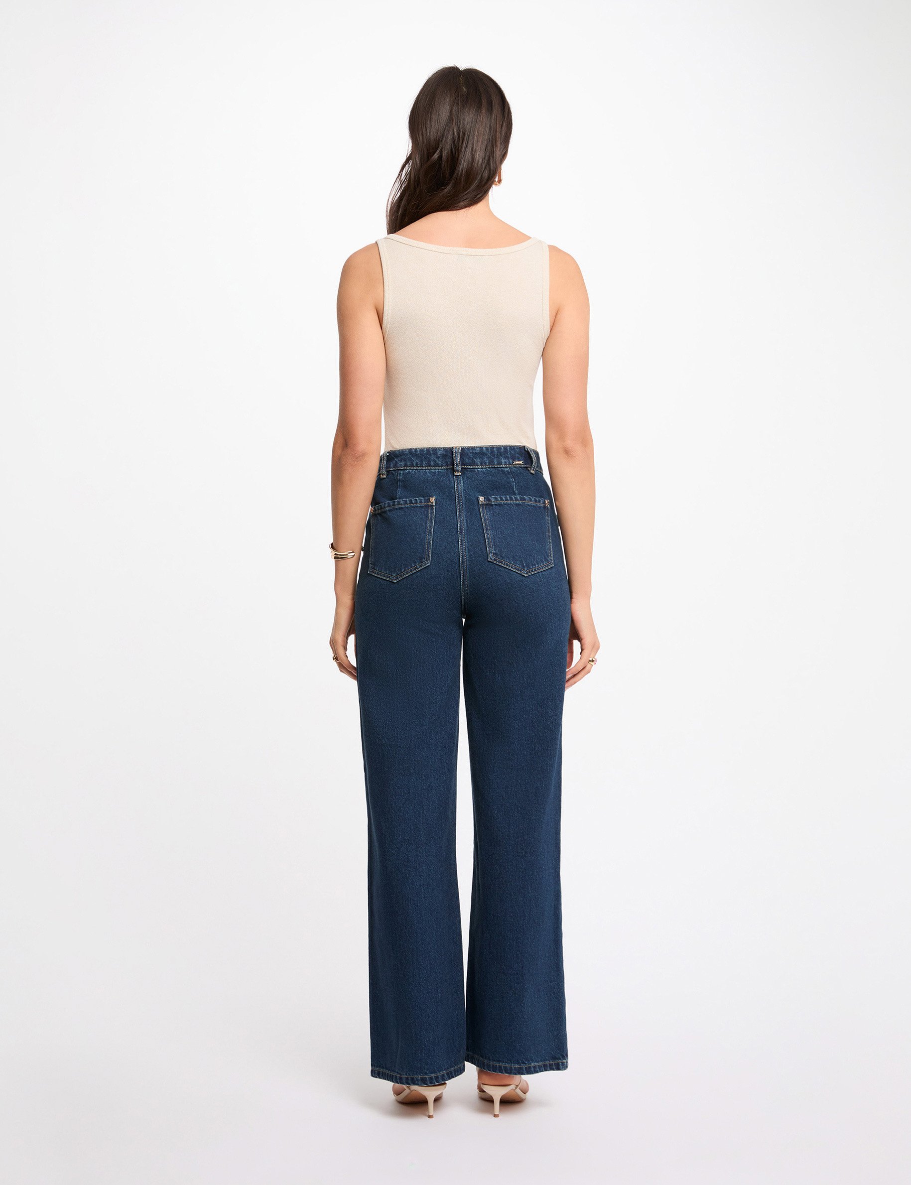 T-shirt cintr&eacute; col rond blanc femme