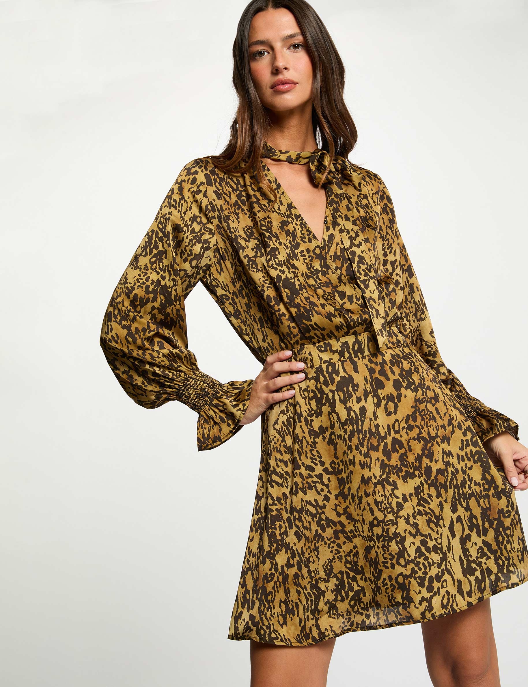 robe courte satinee multicolore femme Robe courte satinée multicolore femme