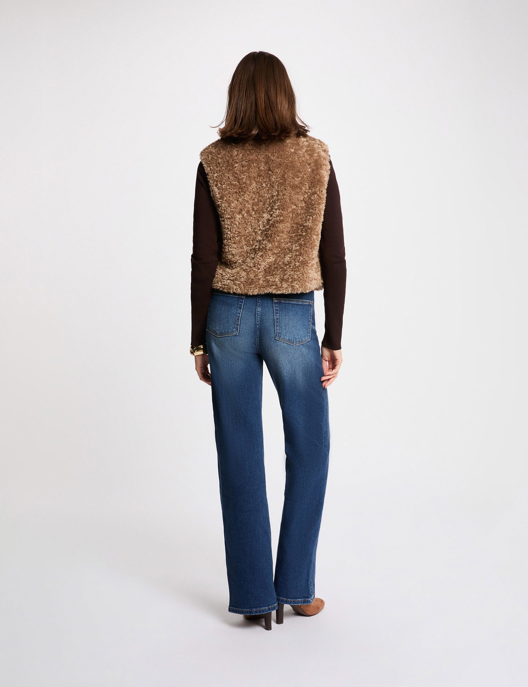 Mouwloos vest met sjaalkraag bruin vrouw